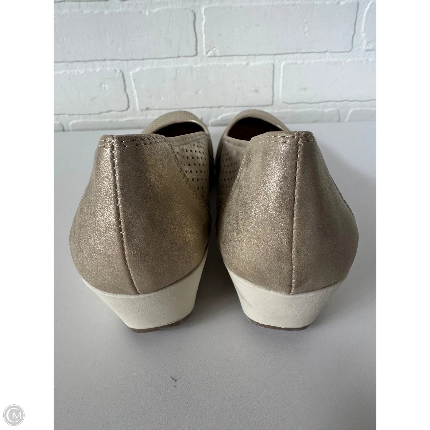 Shoes Heels Wedge By Naturalizer In Gold, Size: 10