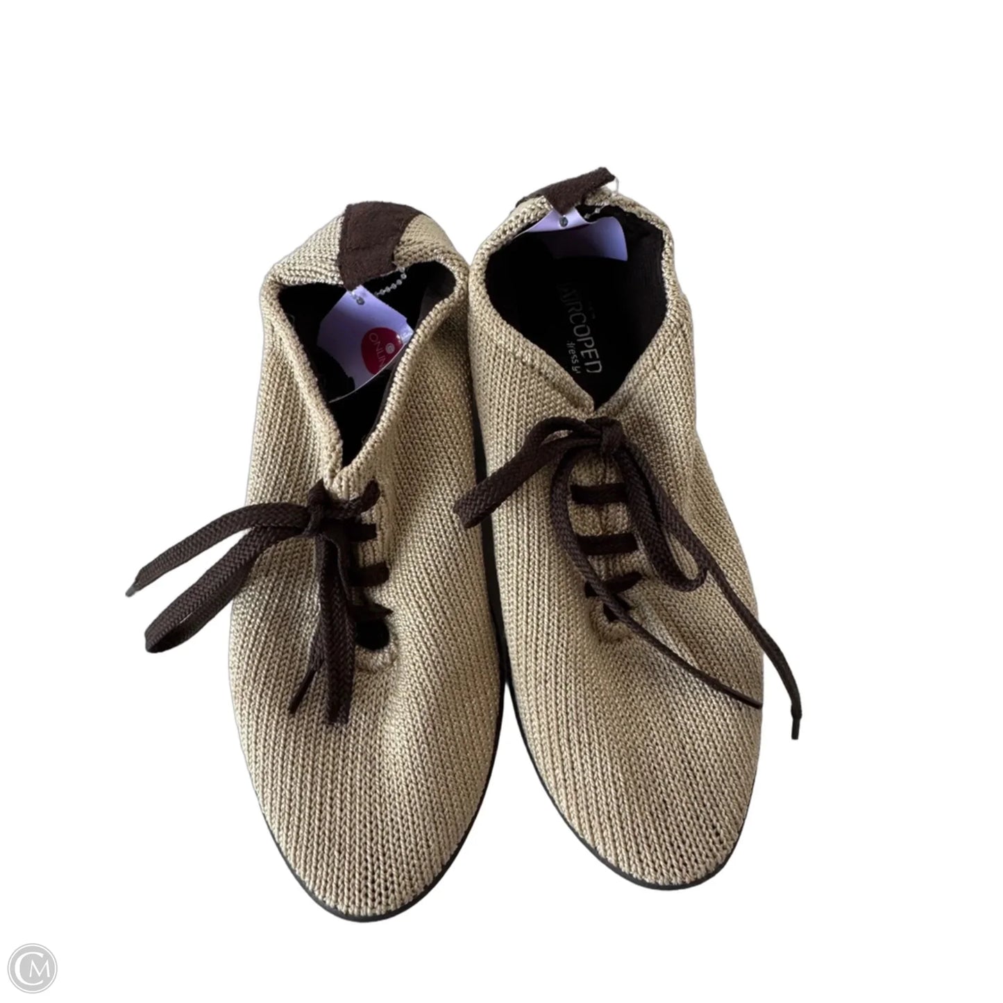 Shoes Sneakers By Clothes Mentor In Brown, Size: 6.5