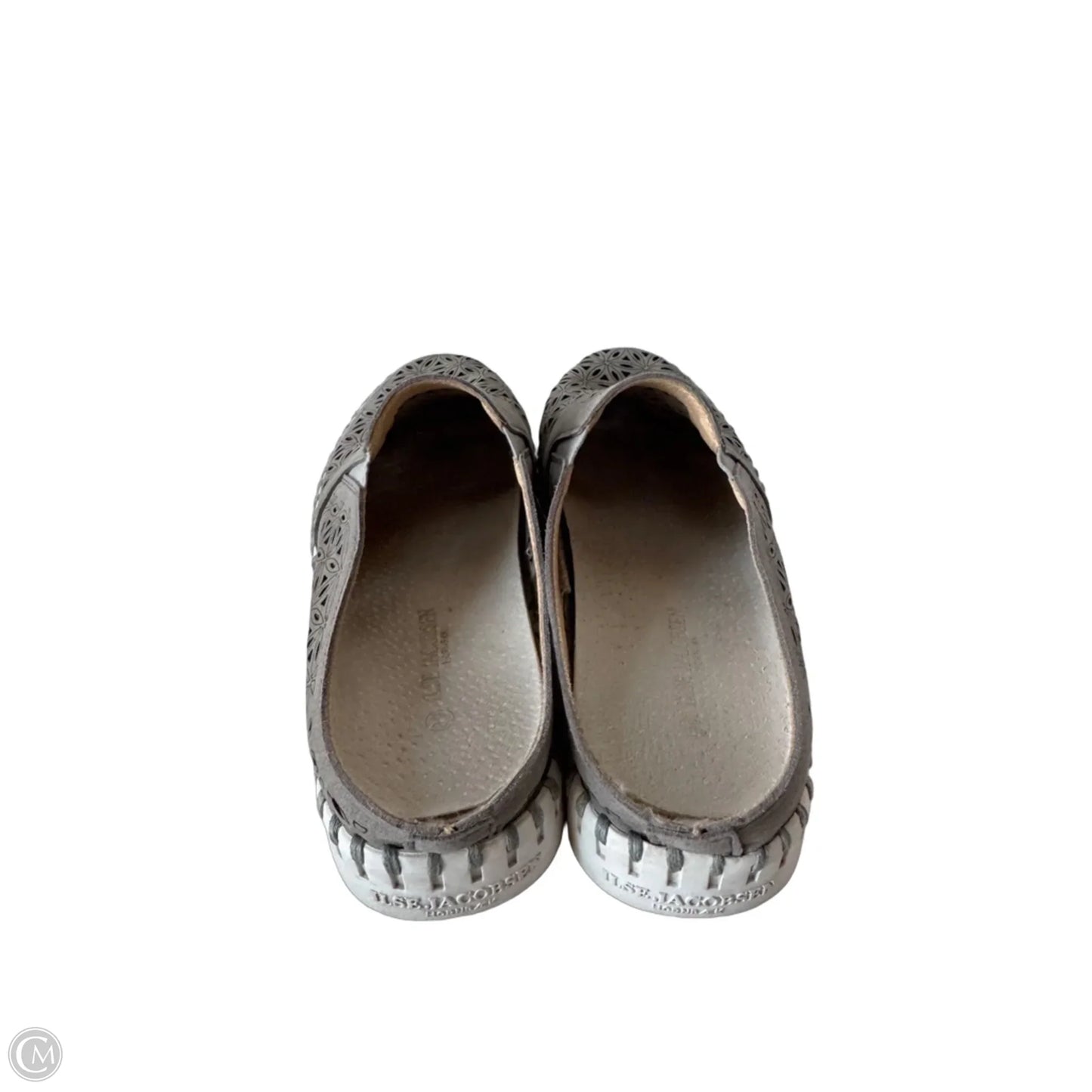 Shoes Flats By Cmc In Grey, Size: 8.5