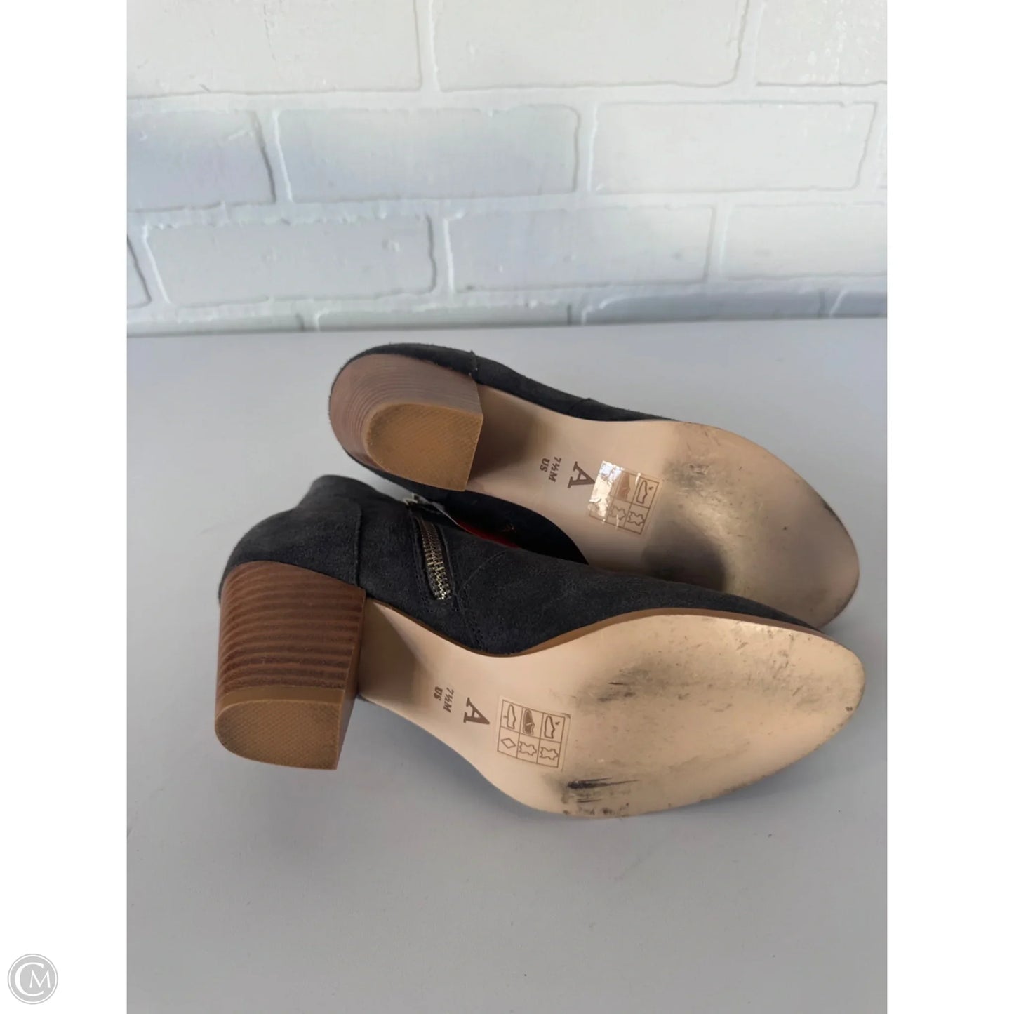 Boots Ankle Heels By Anthropologie In Grey, Size: 7.5