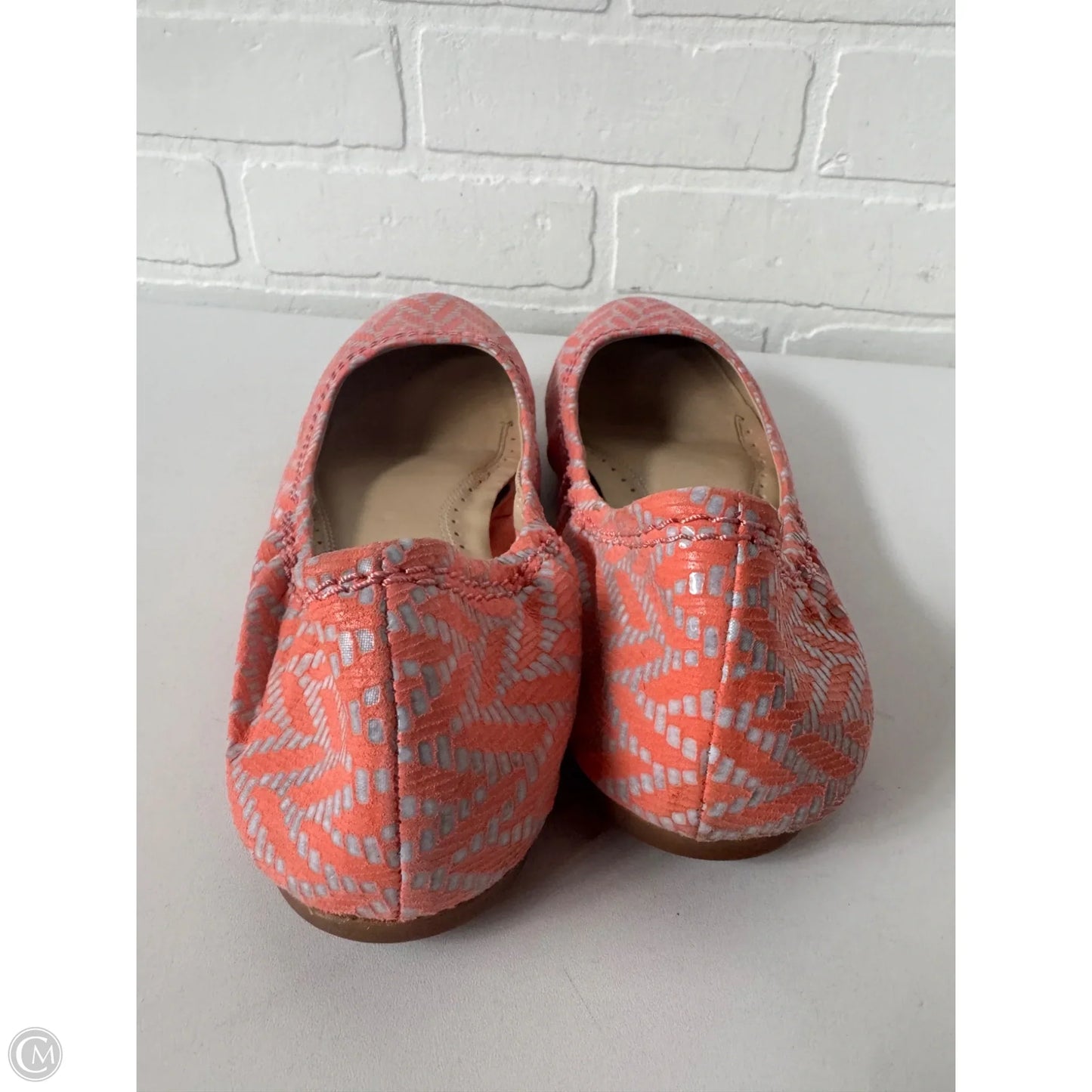 Shoes Flats By Hush Puppies In Grey & Orange, Size: 8