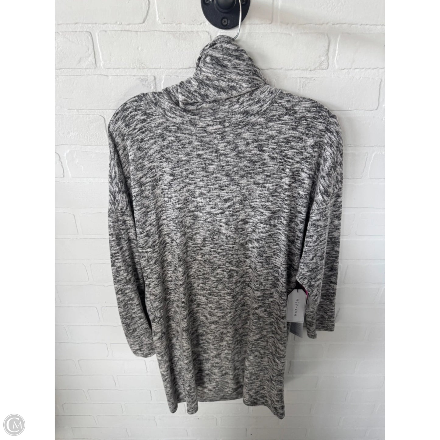 Dress Casual Short By Clothes Mentor In Grey, Size: M
