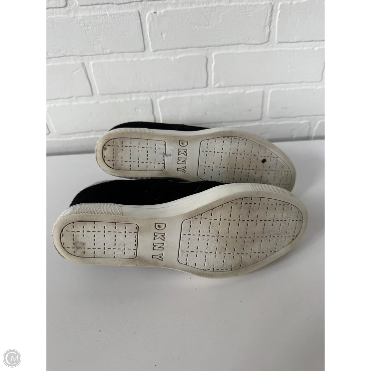 Shoes Heels Wedge By Dkny In Black & Grey, Size: 9.5