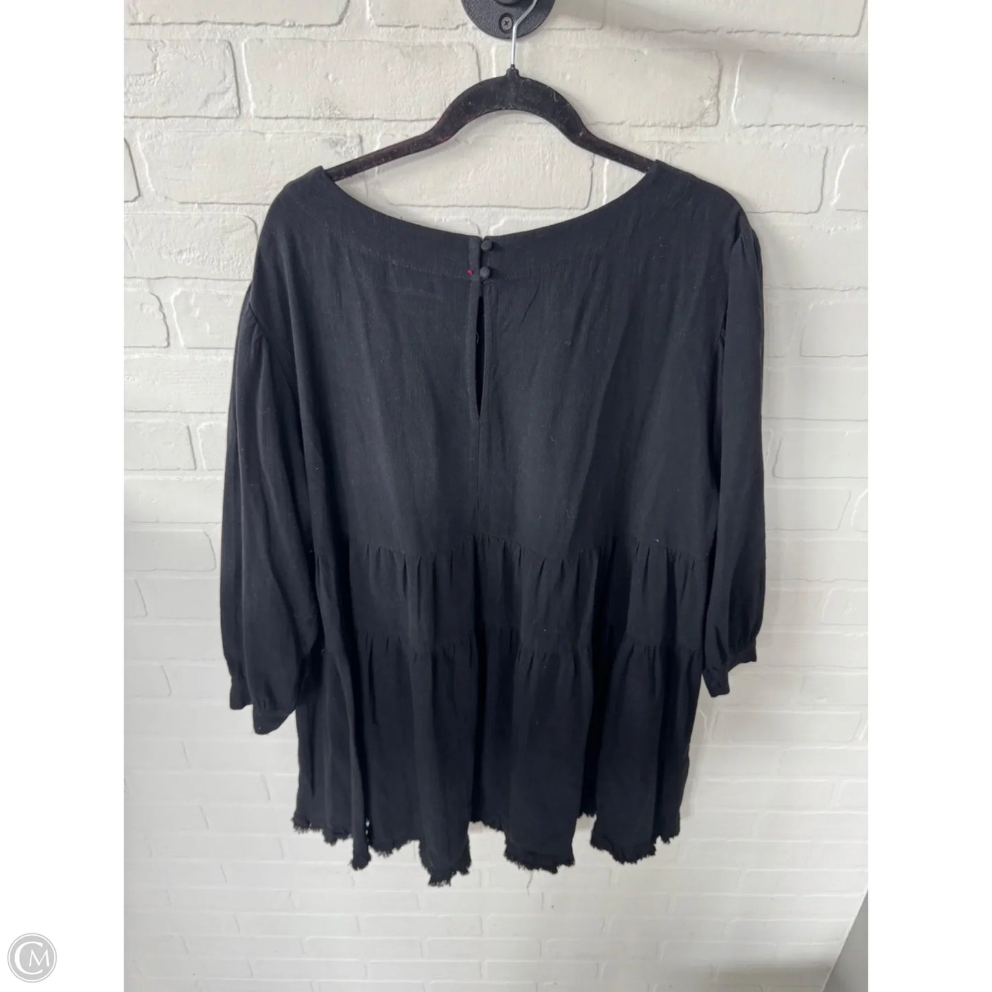 Tunic 3/4 Sleeve By Umgee In Black, Size: 1x