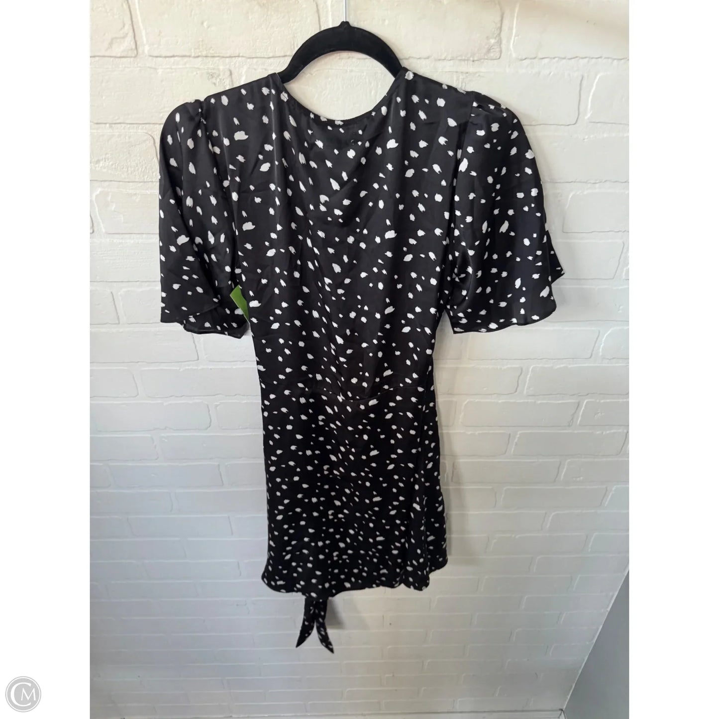 Dress Casual Short By Socialite In Black & White, Size: S