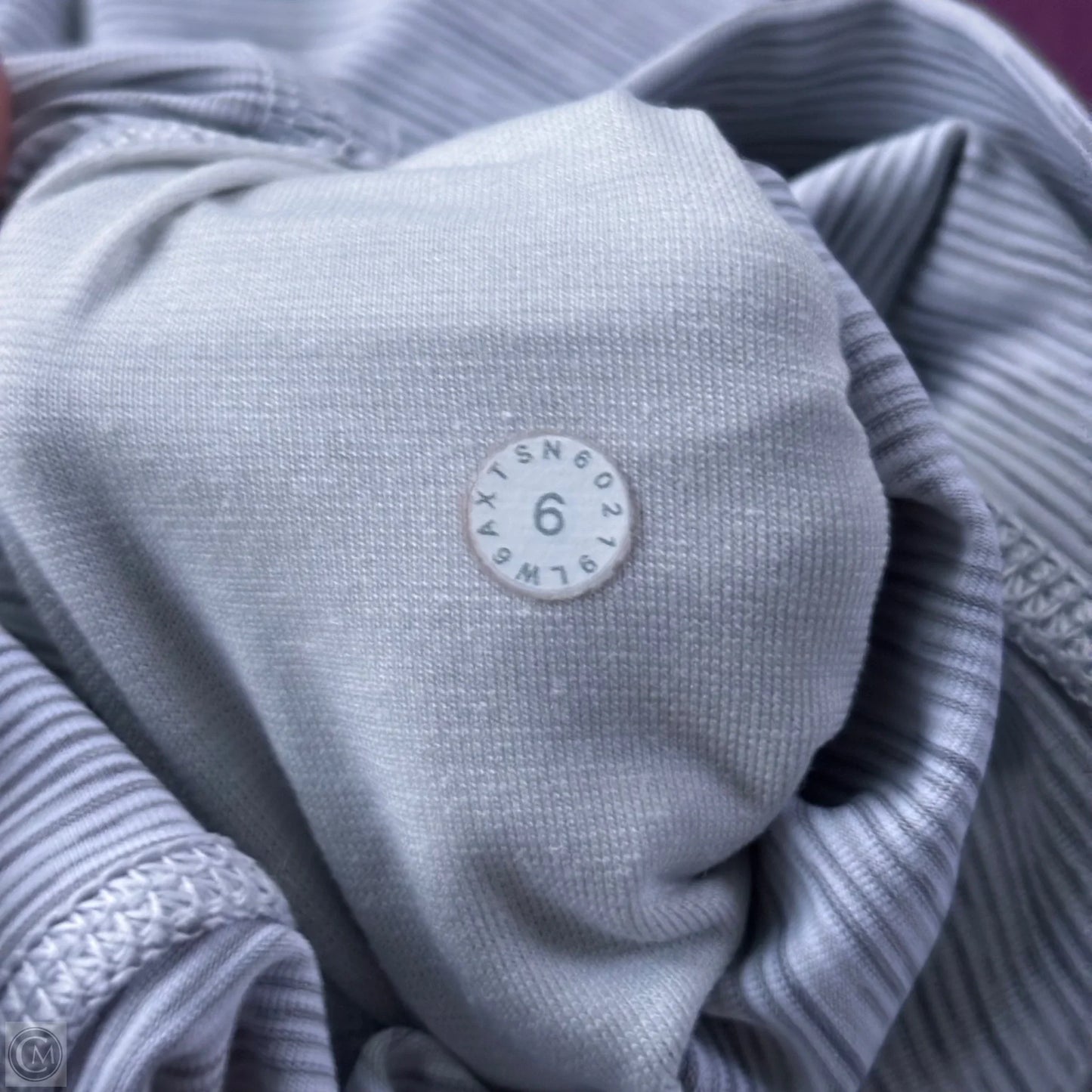 Athletic Leggings Capris By Lululemon In Grey, Size: S