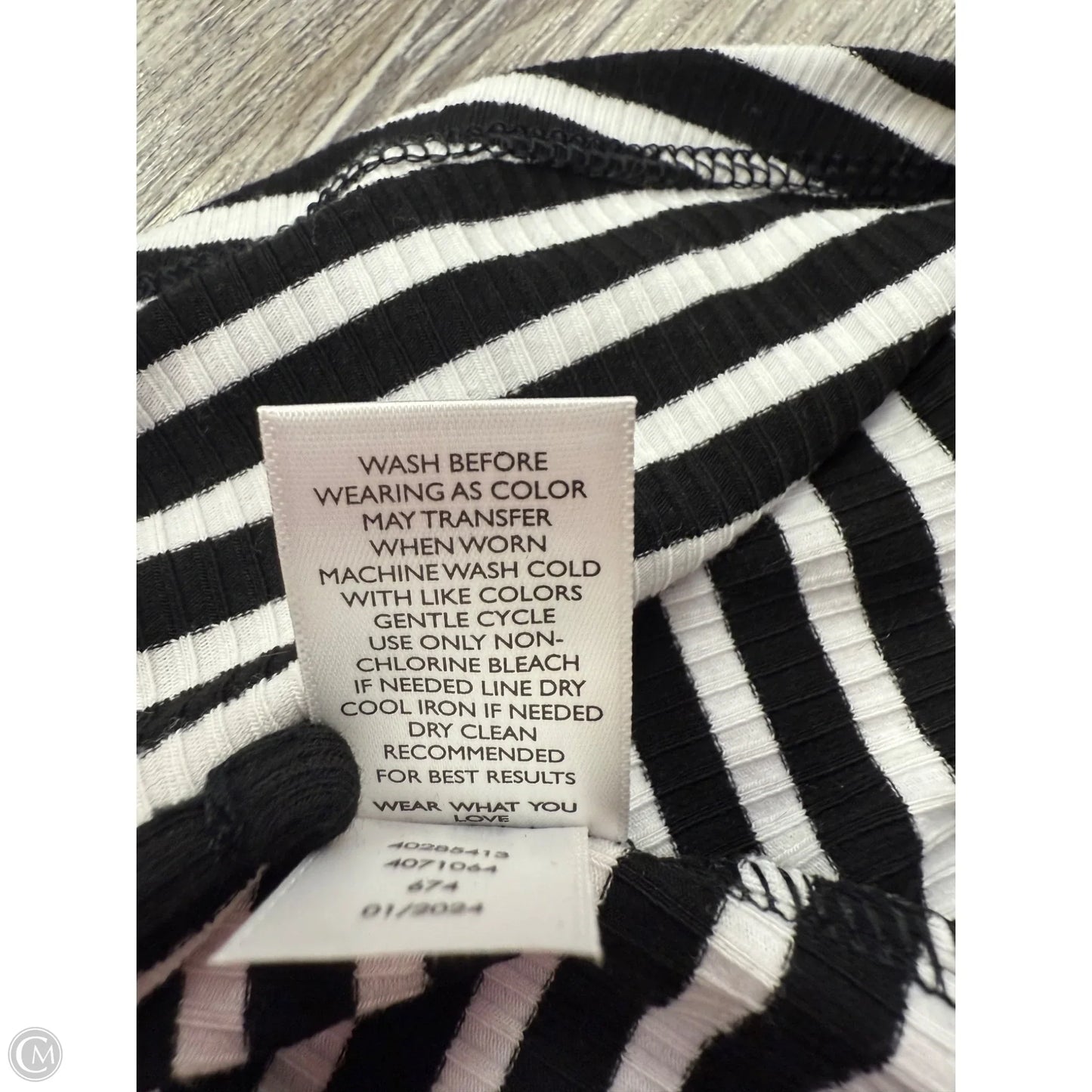 Top Sleeveless By Torrid In Striped Pattern, Size: 4x