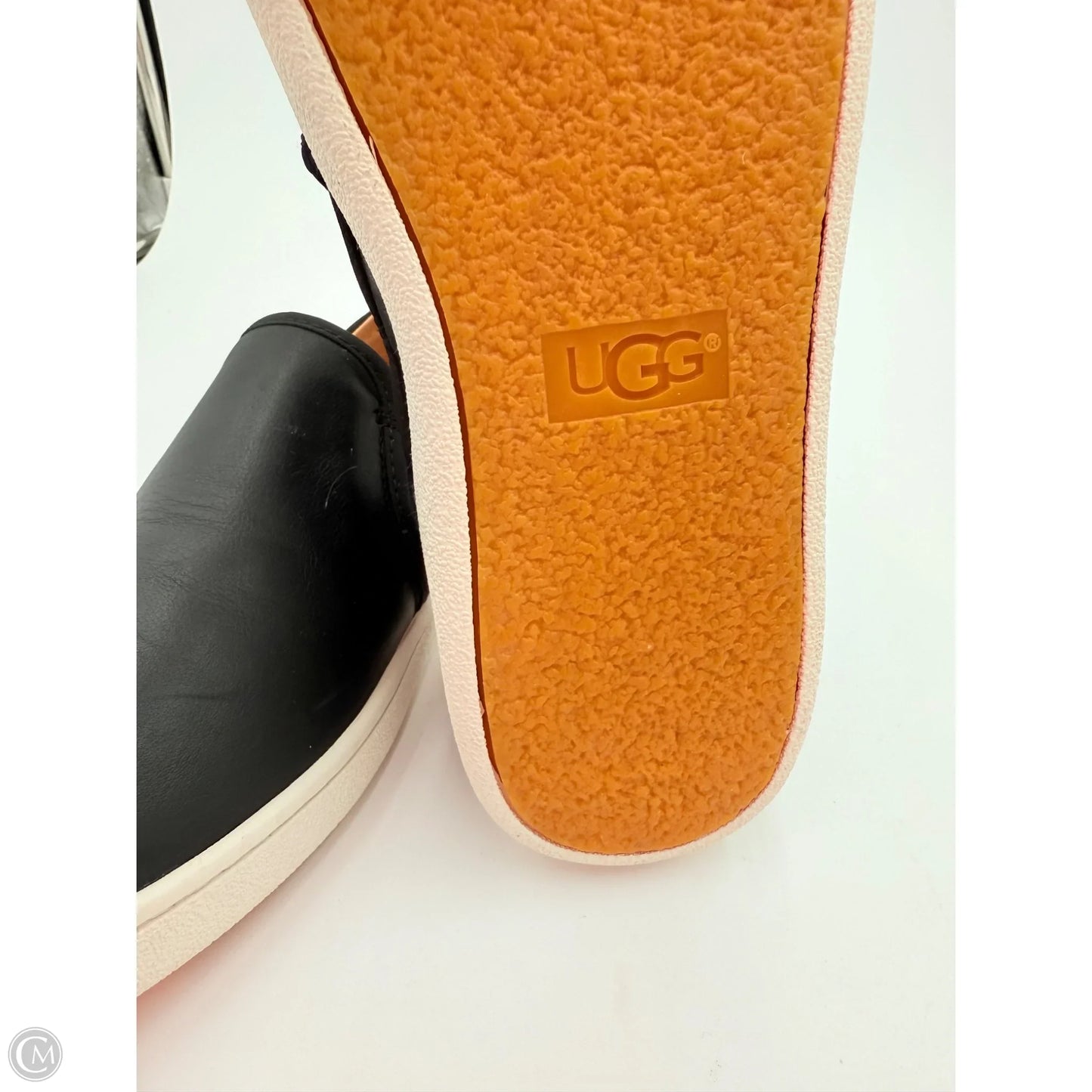 Shoes Designer By Ugg In Black & White, Size: 7.5