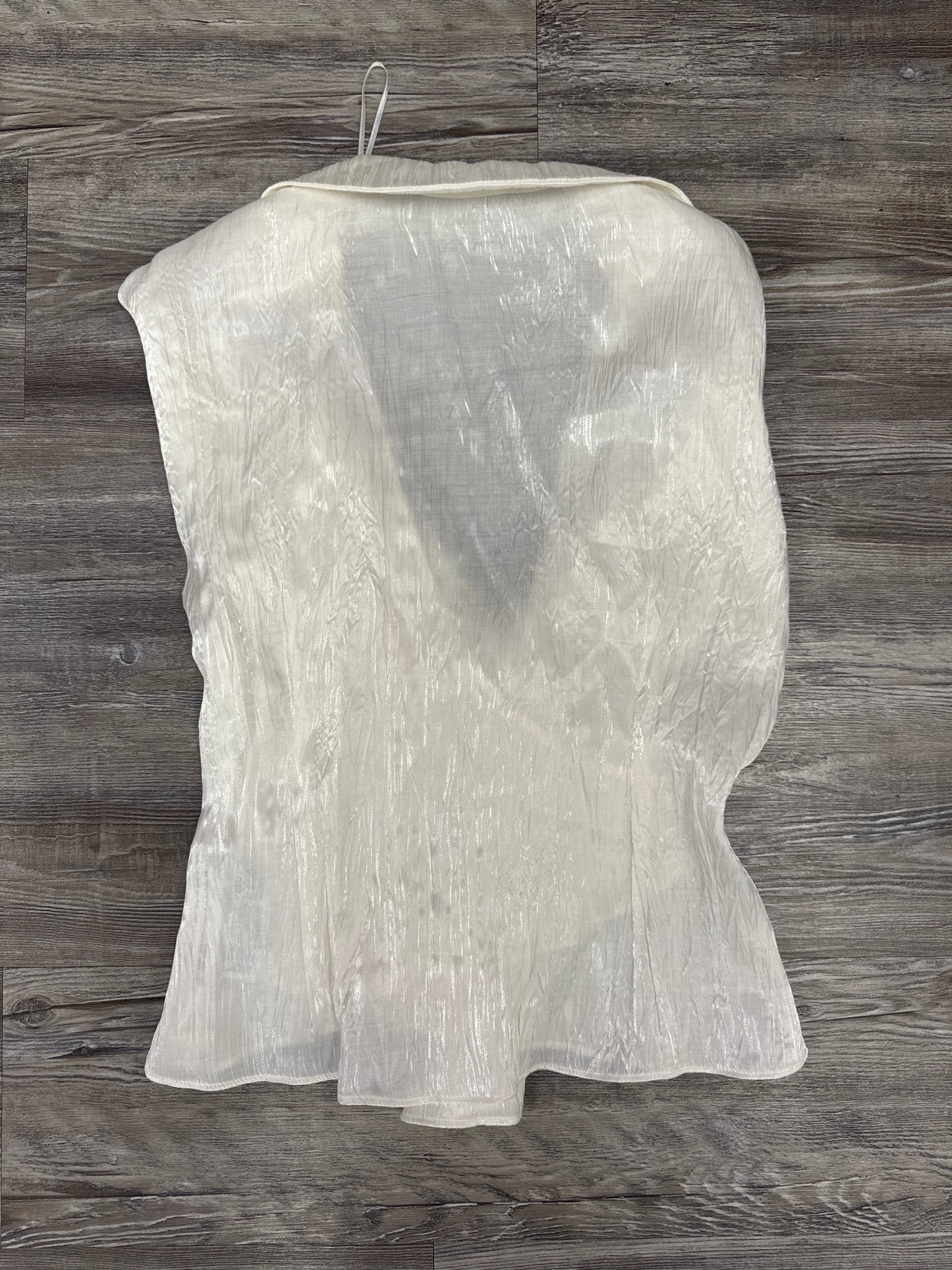 Top Long Sleeve By Zara In White, Size: M