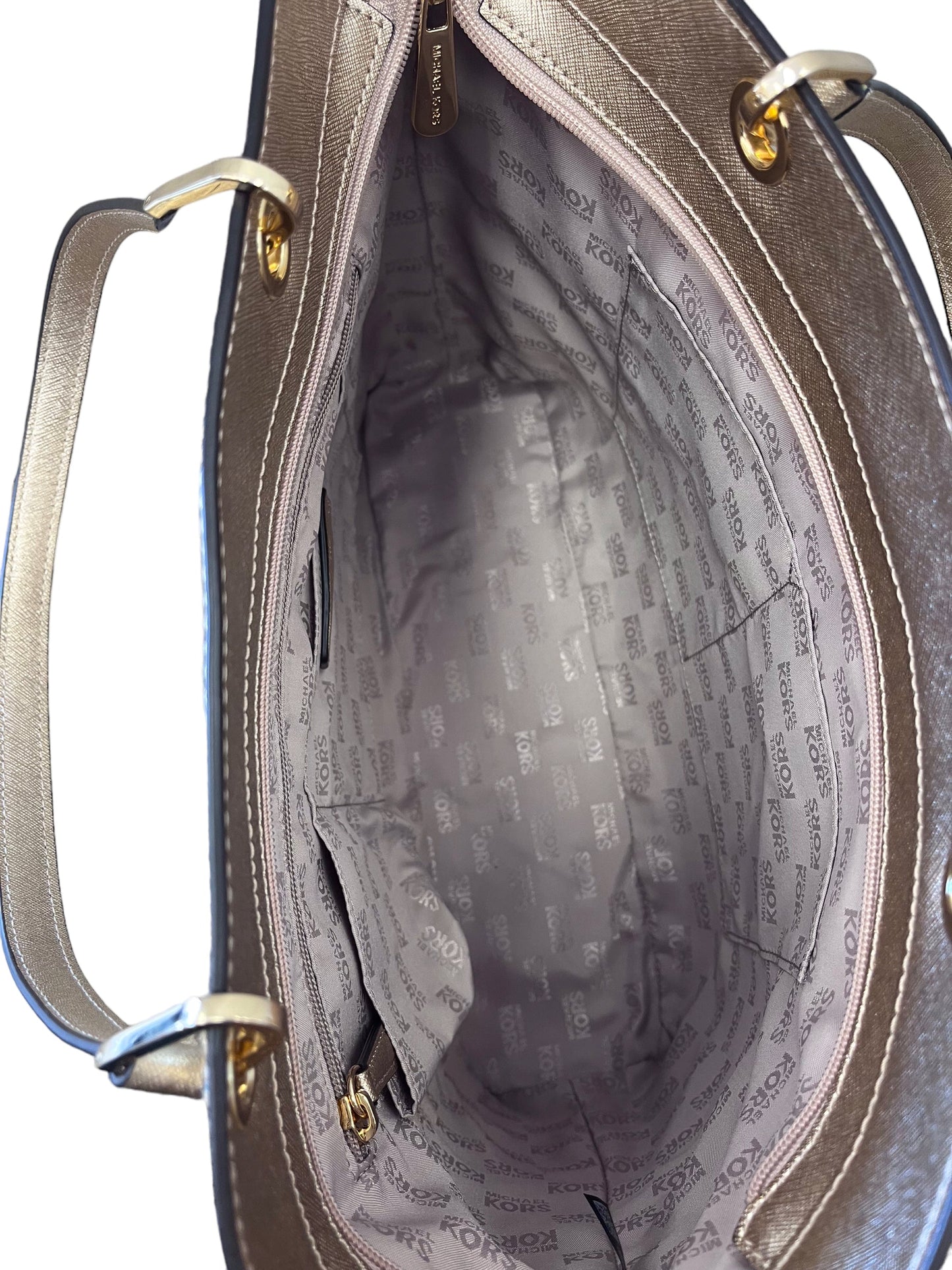 Handbag Designer By Michael Kors Size: Medium