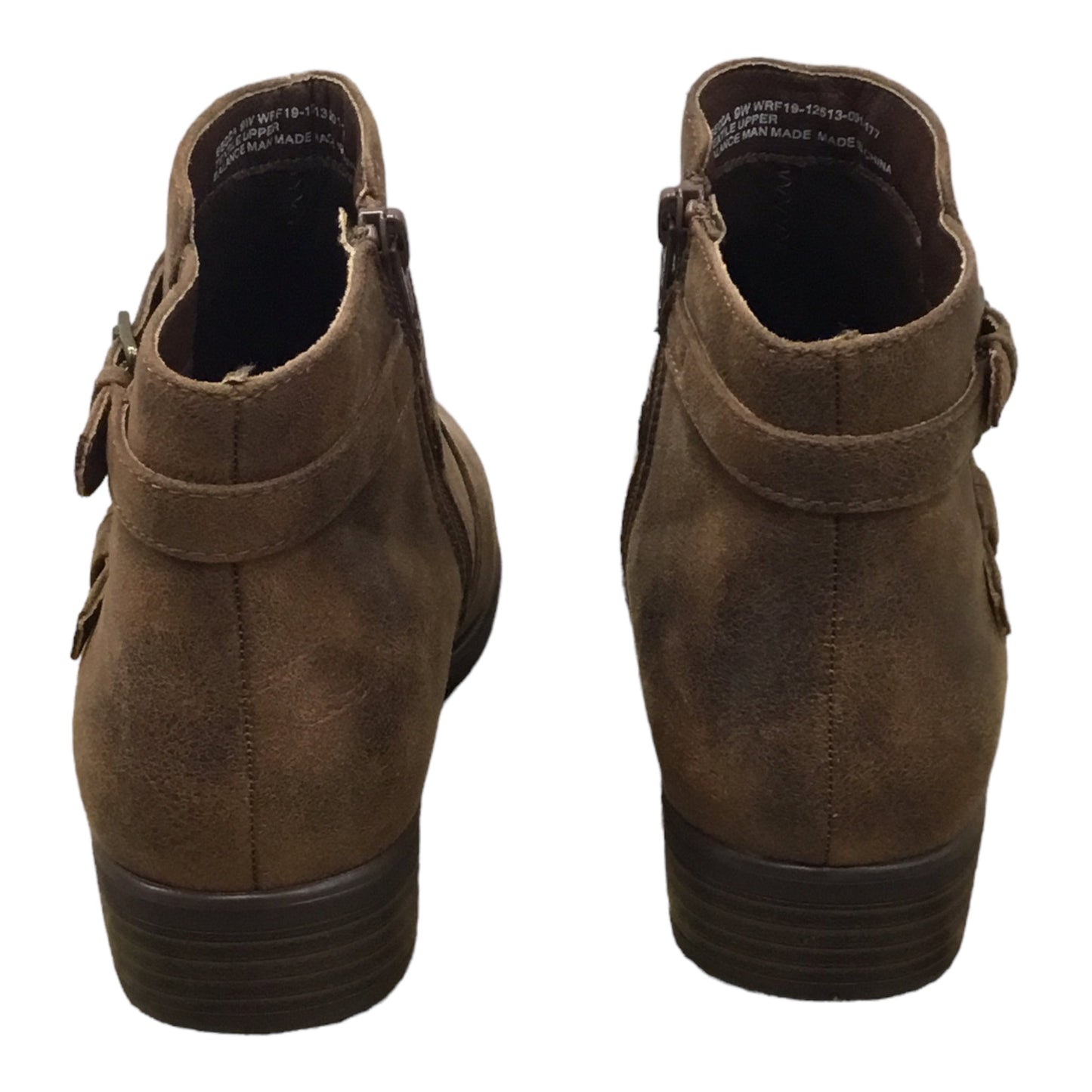 Boots Ankle Flats By Yuu Collection Size: 9