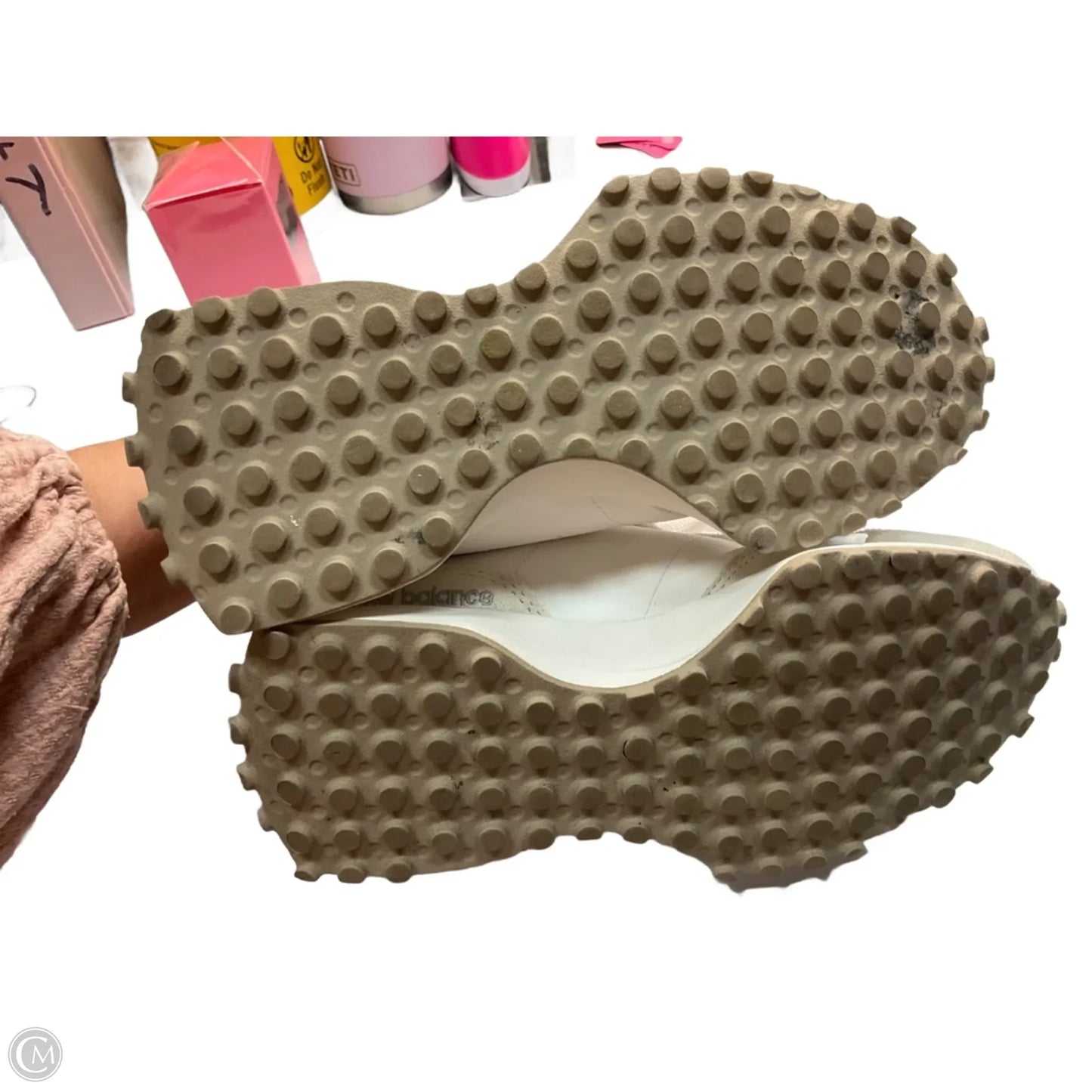 Shoes Athletic By New Balance In Cream, Size: 6