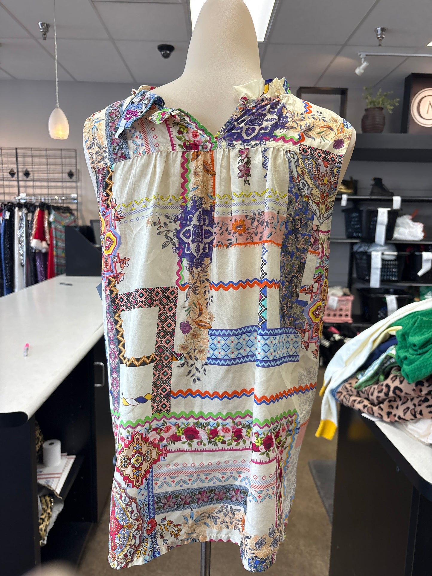 Top Sleeveless By Johnny Was In Floral Print, Size:M