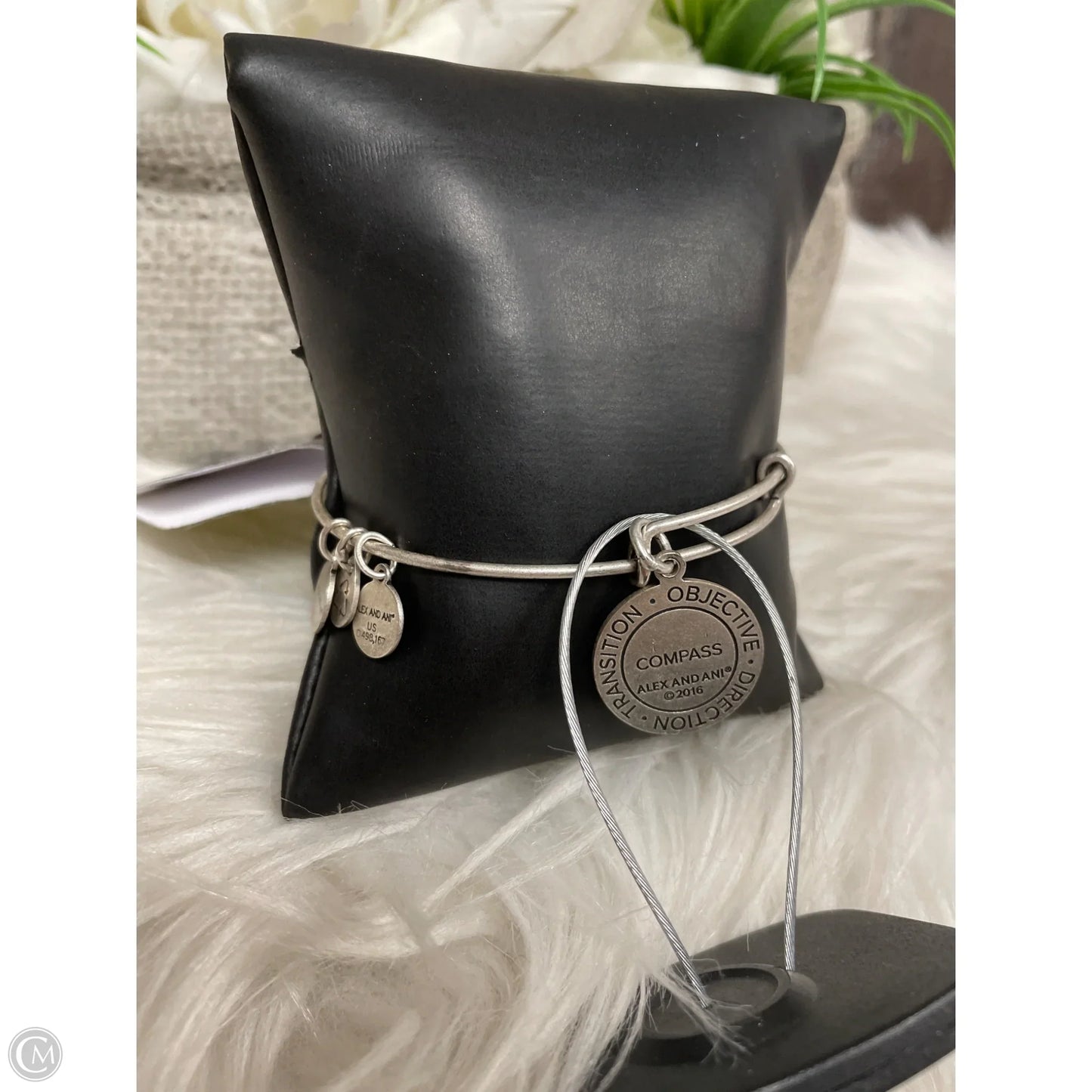 Bracelet Bangle By Alex And Ani