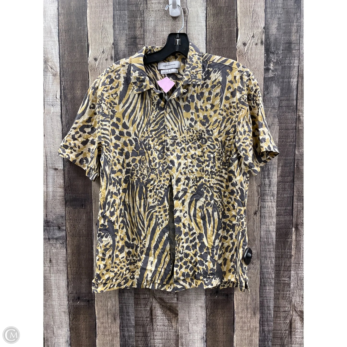 Top Short Sleeve By Urban Outfitters In Animal Print, Size: S