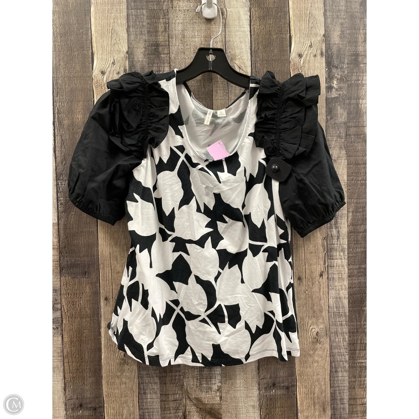 Top Short Sleeve By Cato In Black & White, Size: M