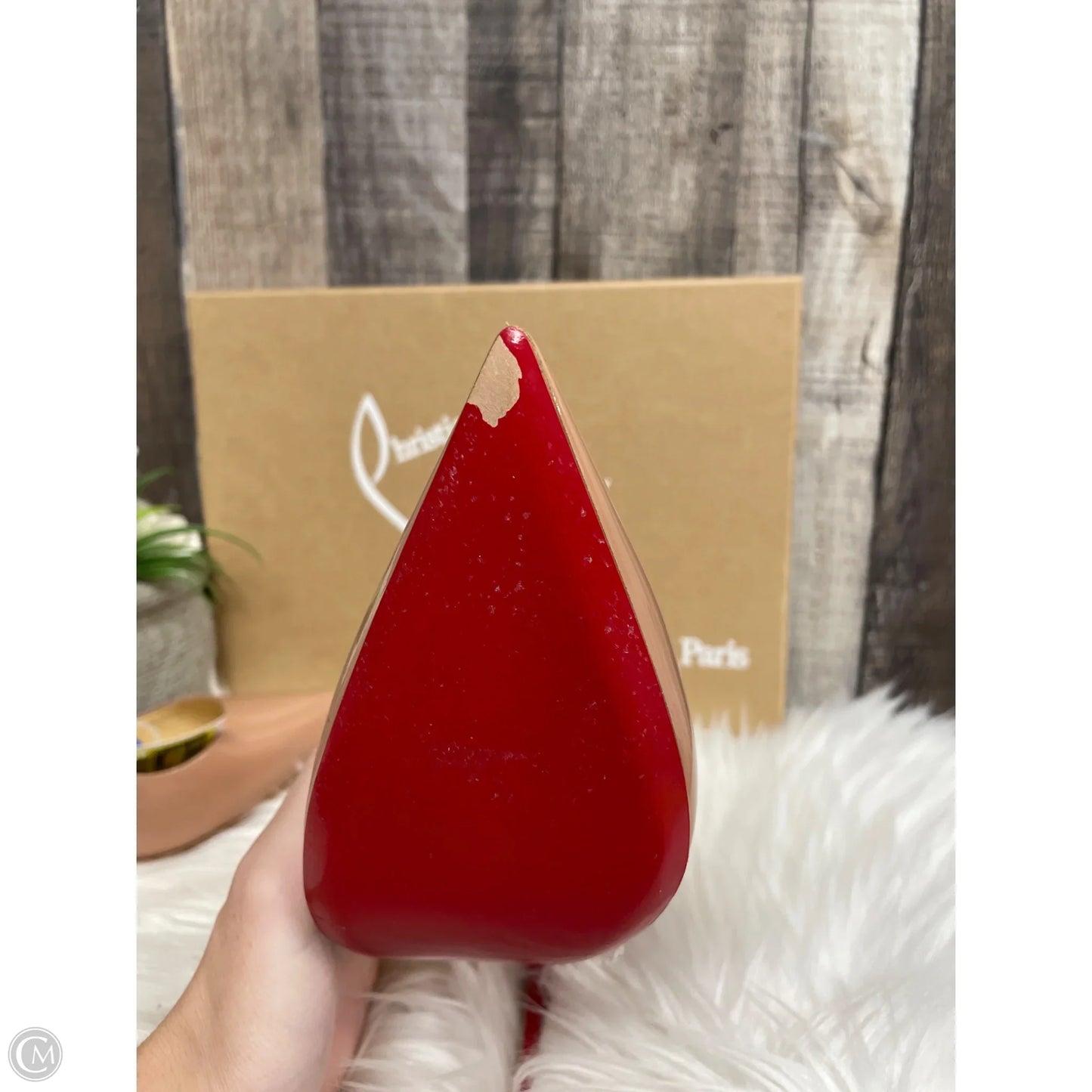 Shoes Luxury Designer By Christian Louboutin In Tan, Size: 9.5