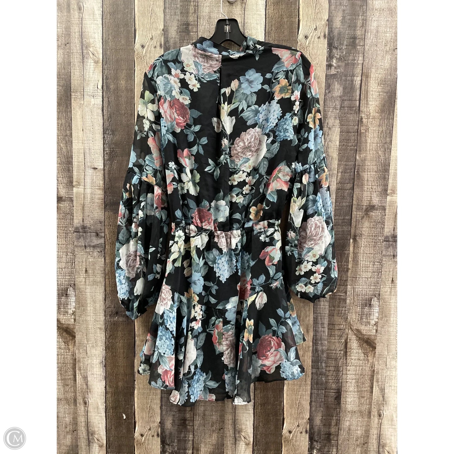 Dress Casual Short By Olivaceous In Floral Print, Size: L