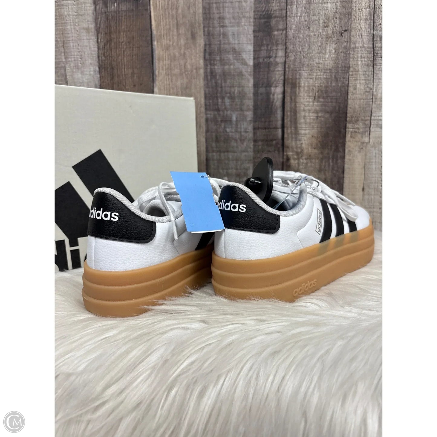 Shoes Athletic By Adidas In White, Size: 5.5