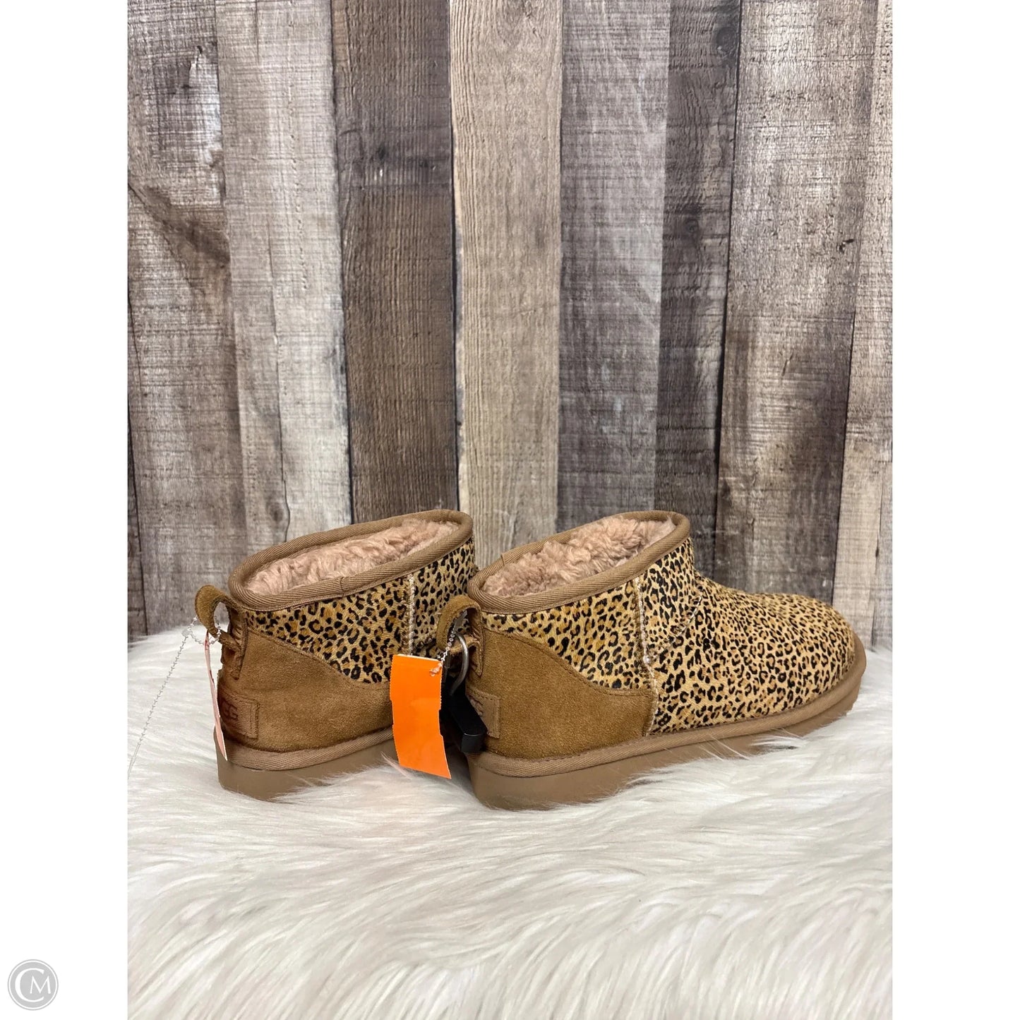 Boots Designer By Ugg In Animal Print, Size: 8
