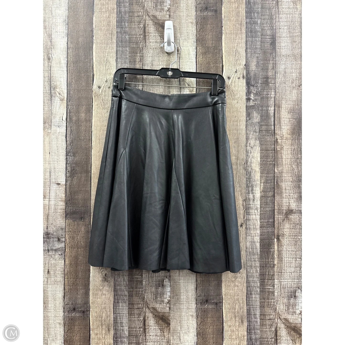 Skirt Midi By Banana Republic In Black, Size: 4