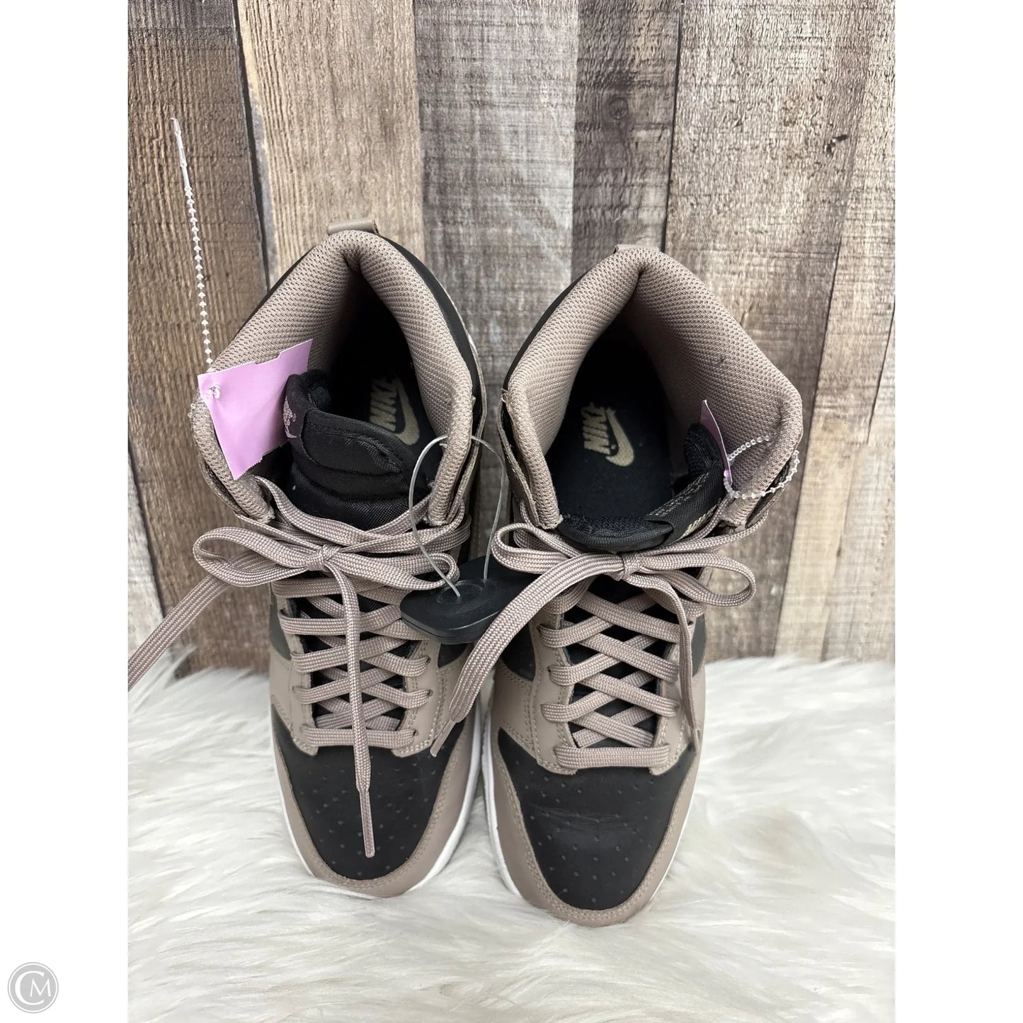 Shoes Athletic By Nike In Taupe, Size: 9