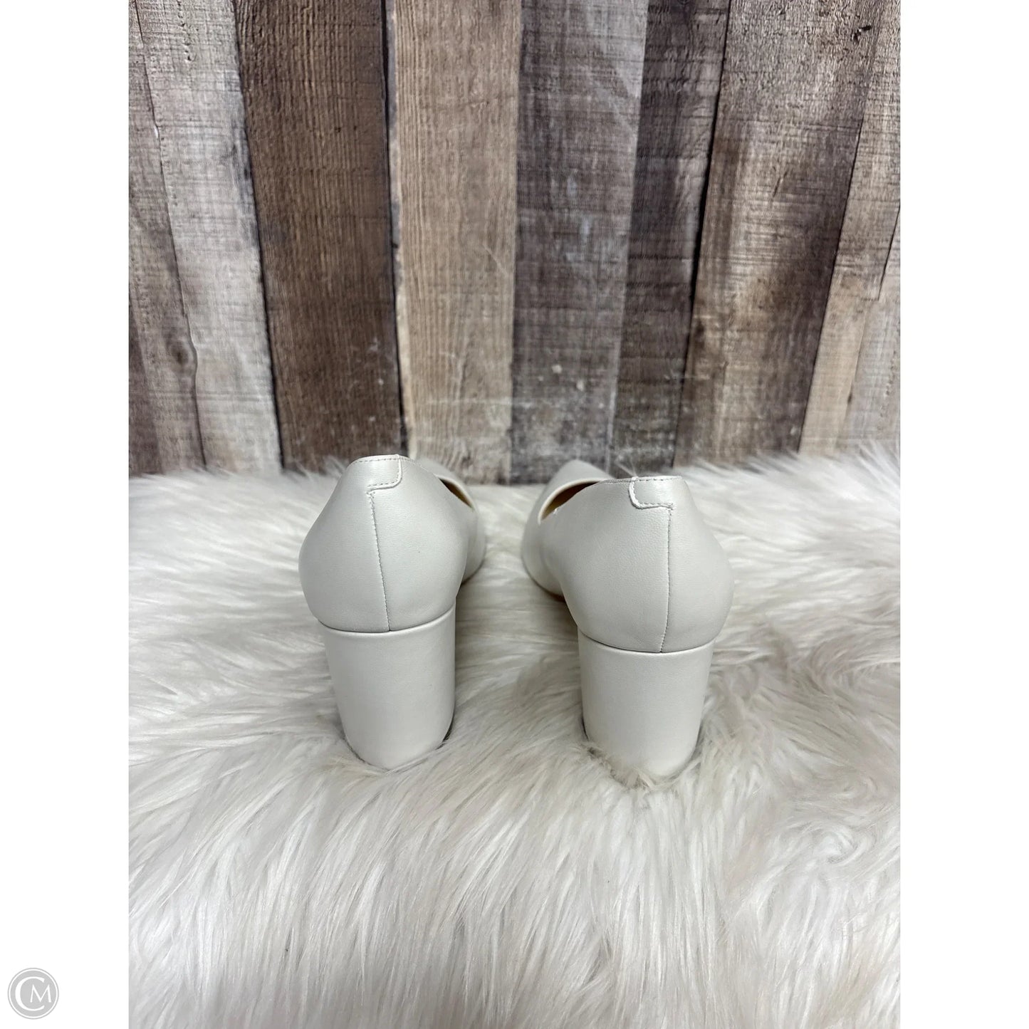 Shoes Heels Block By Marc Fisher In White, Size: 9.5