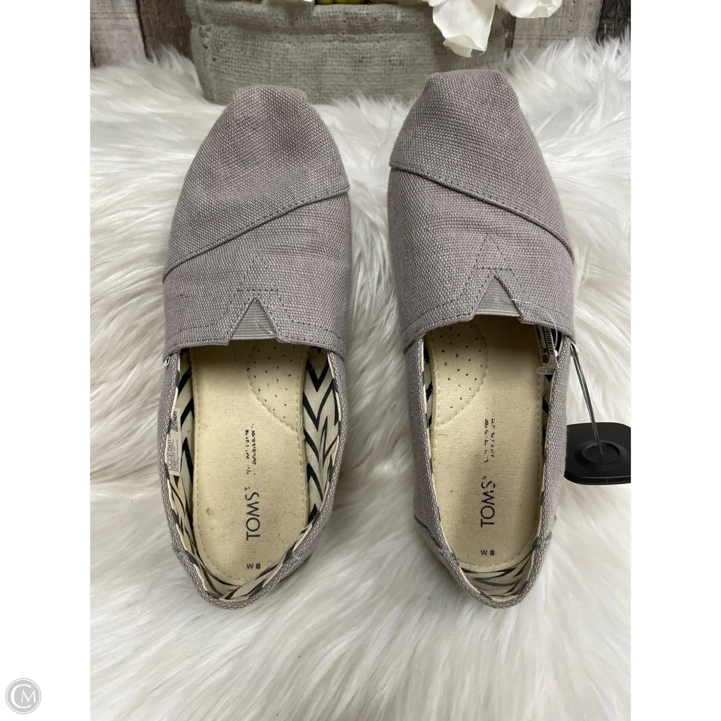 Shoes Flats By Toms In Grey, Size: 8