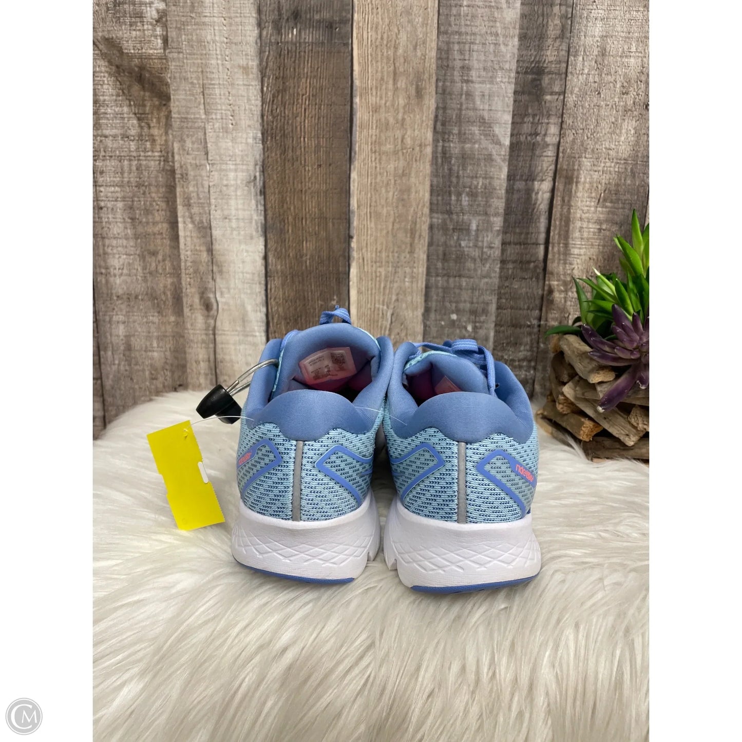 Shoes Athletic By Saucony In Blue, Size: 9