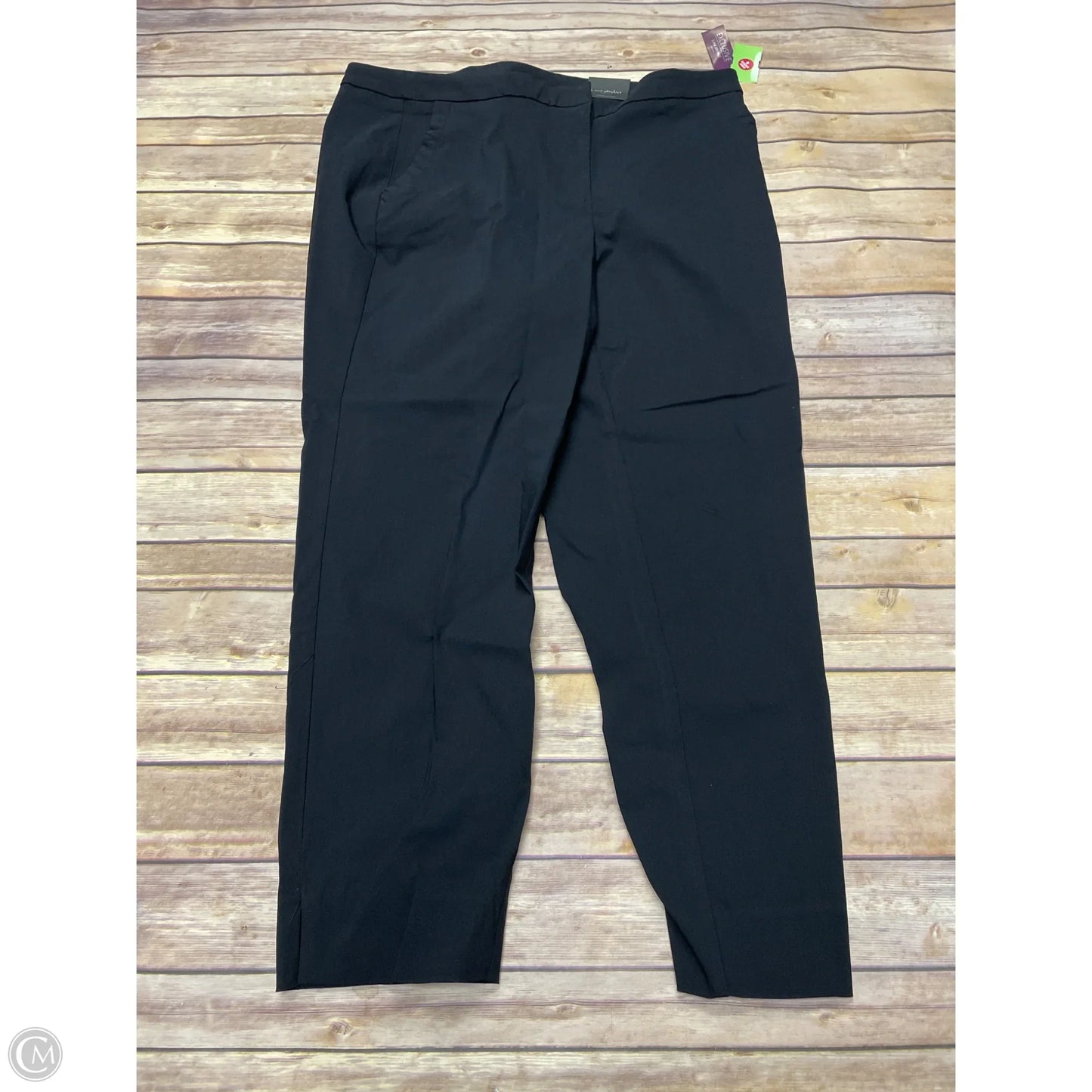 Pants Cropped By Lane Bryant In Black, Size: 18