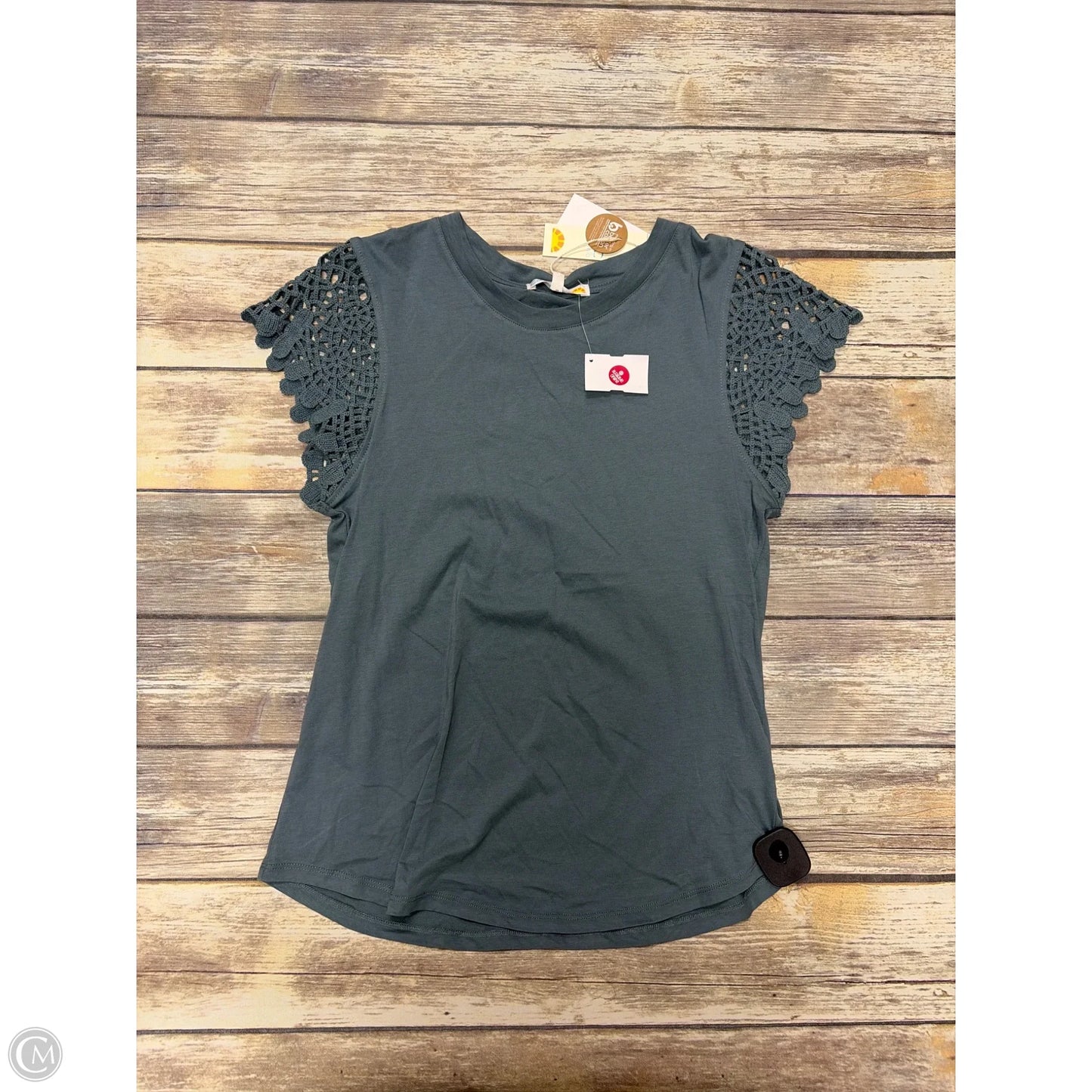 Top Short Sleeve By C And C In Green, Size: S