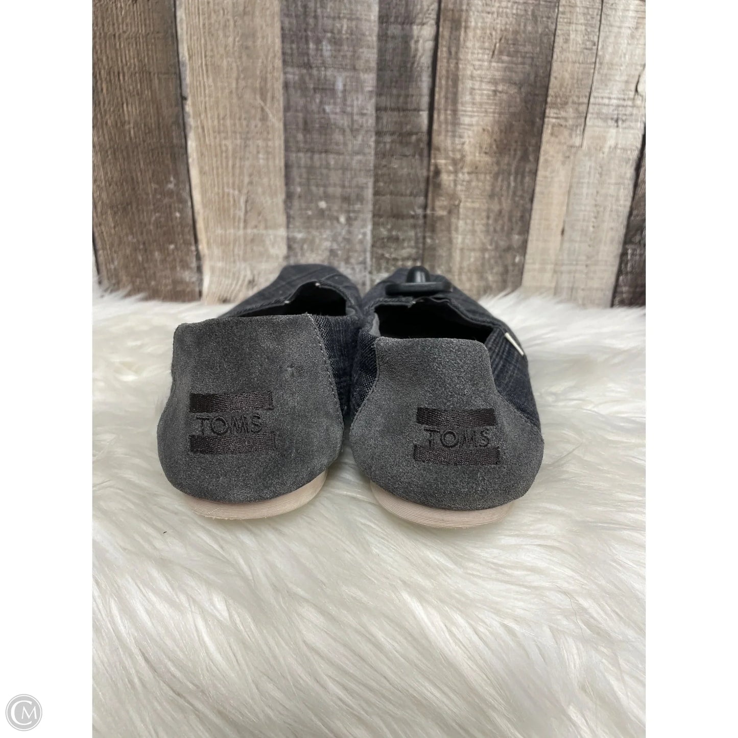 Shoes Flats By Toms In Grey, Size: 11