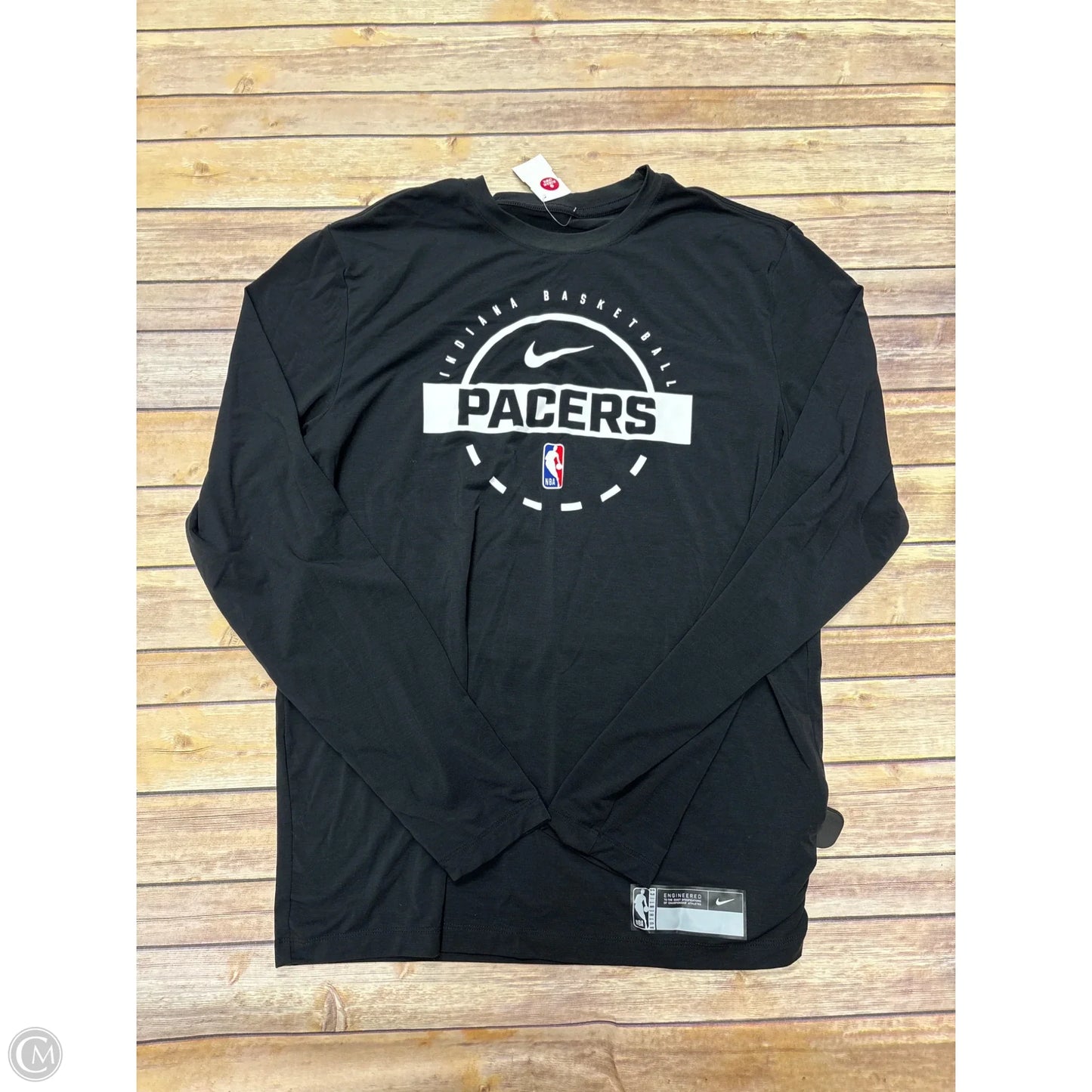 Athletic Top Long Sleeve Crewneck By Nike In Black, Size: M