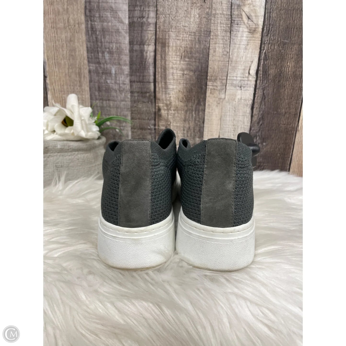 Shoes Flats By Eileen Fisher In Grey, Size: 7