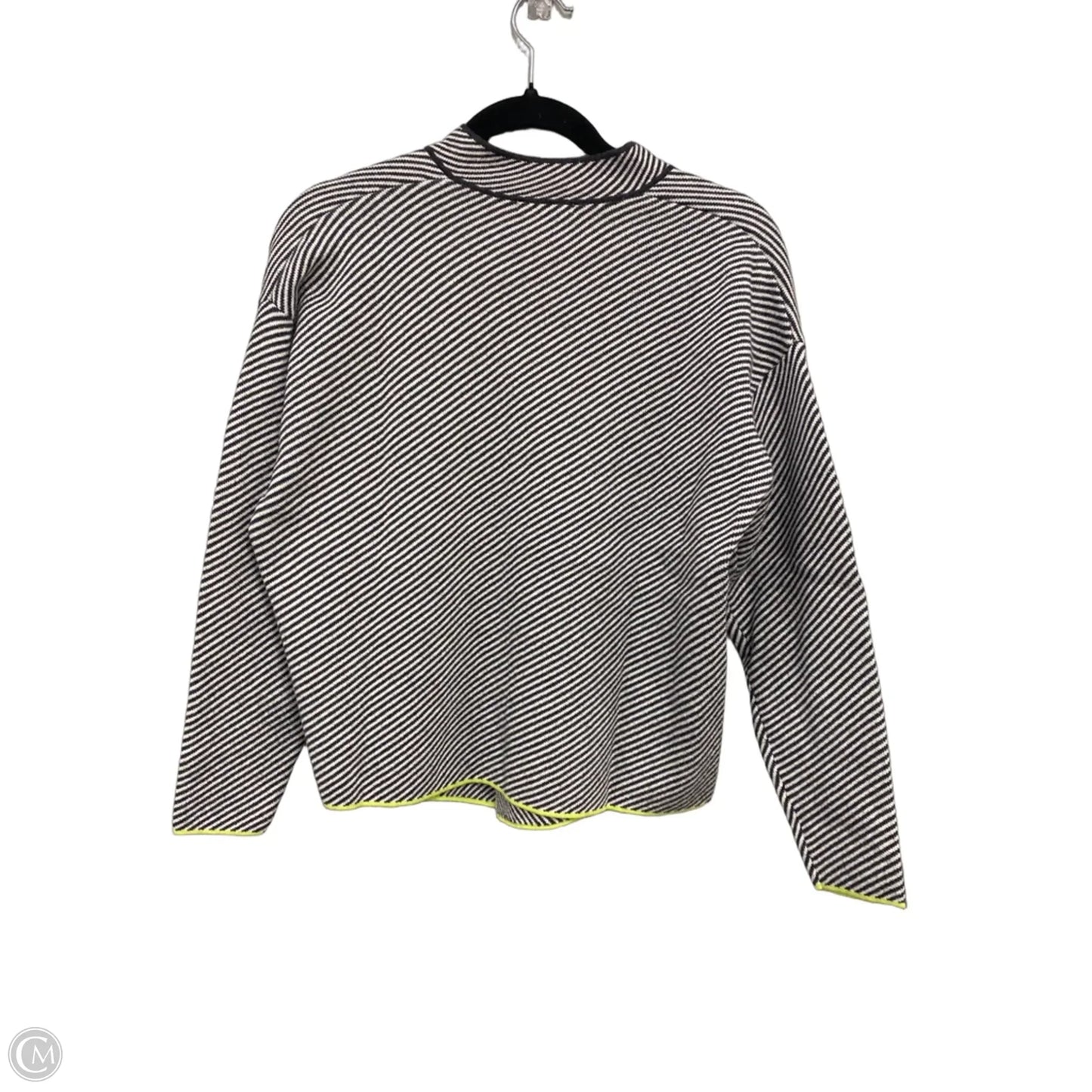 Sweater By Clothes Mentor In Grey & White, Size: S
