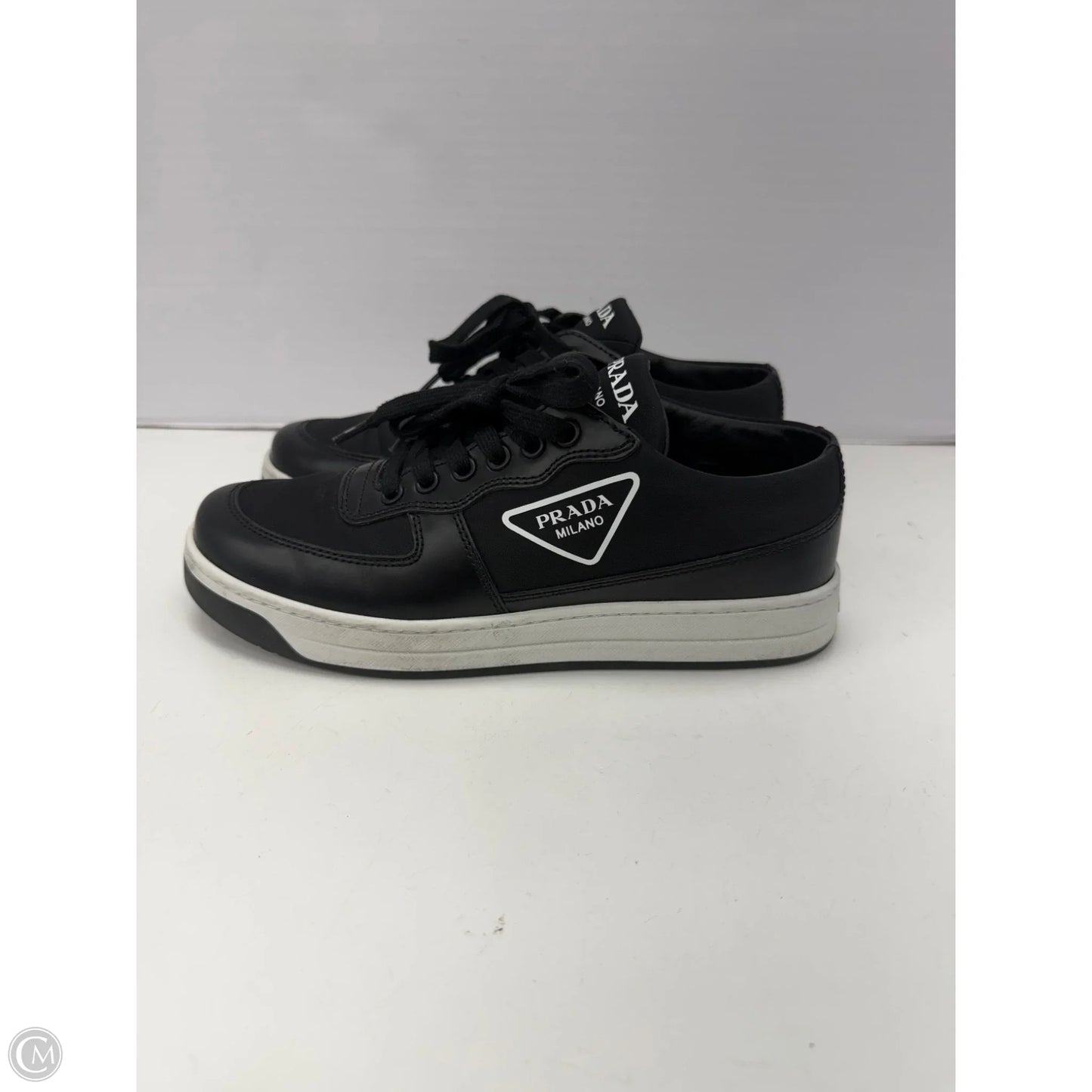 Shoes Luxury Designer By Prada In Black & White, Size: 7