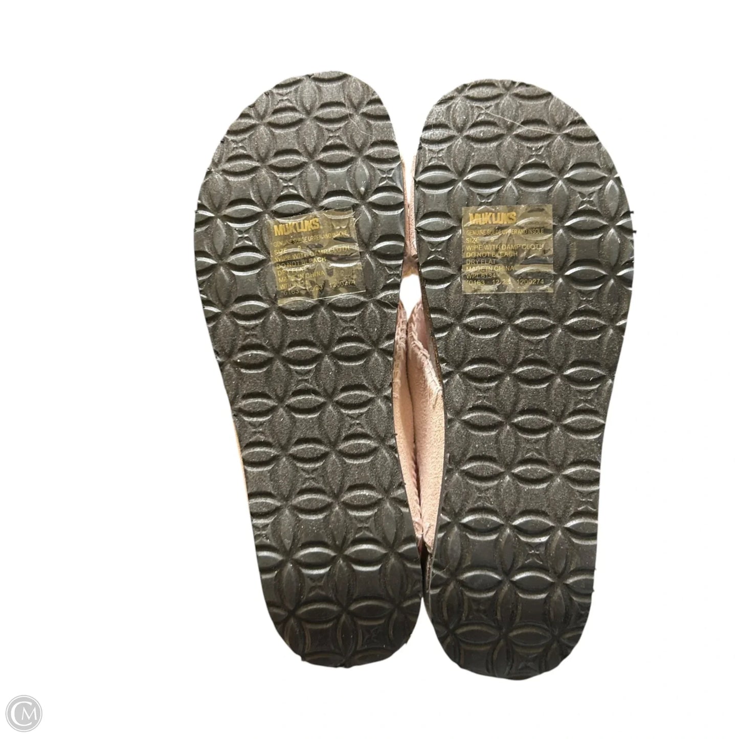 Sandals Flats By Muk Luks In Pink & Red, Size: 9
