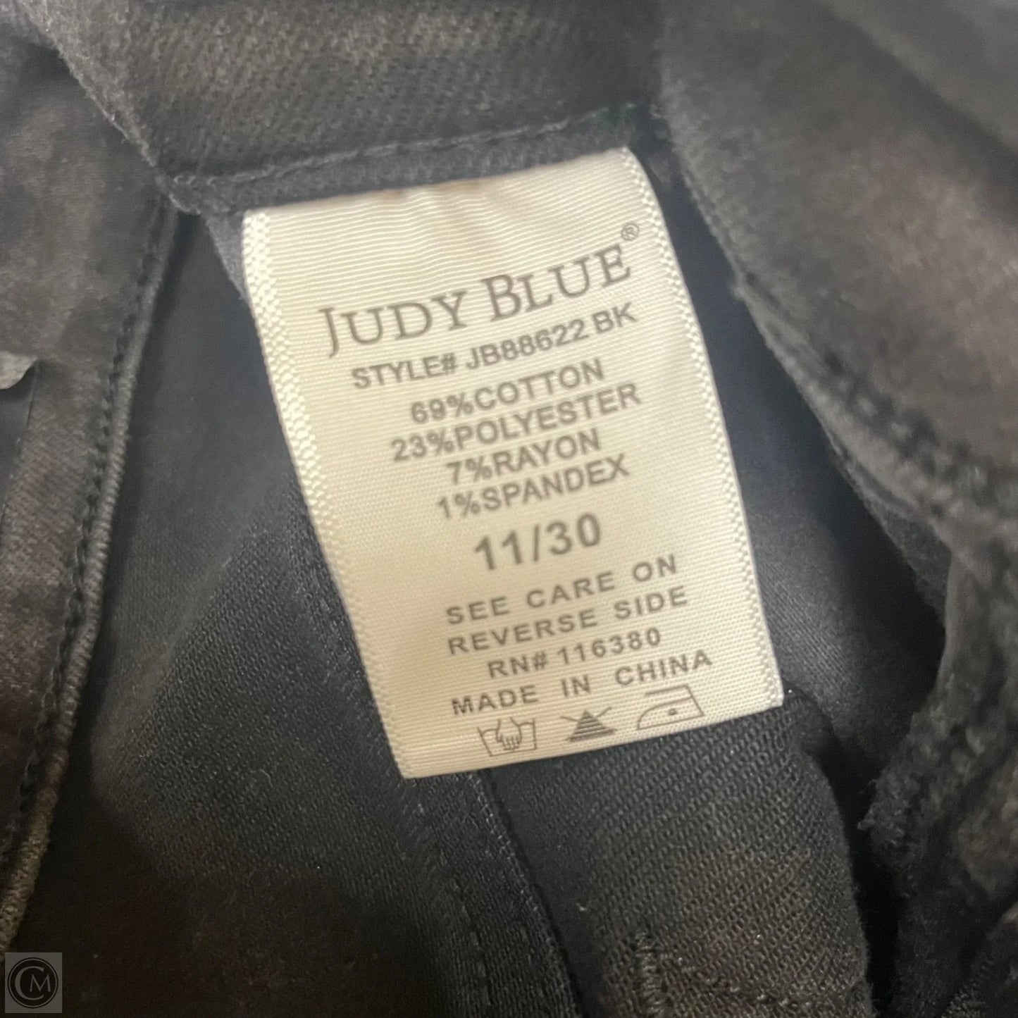 Jeans Flared By Judy Blue In Black Denim, Size: 10
