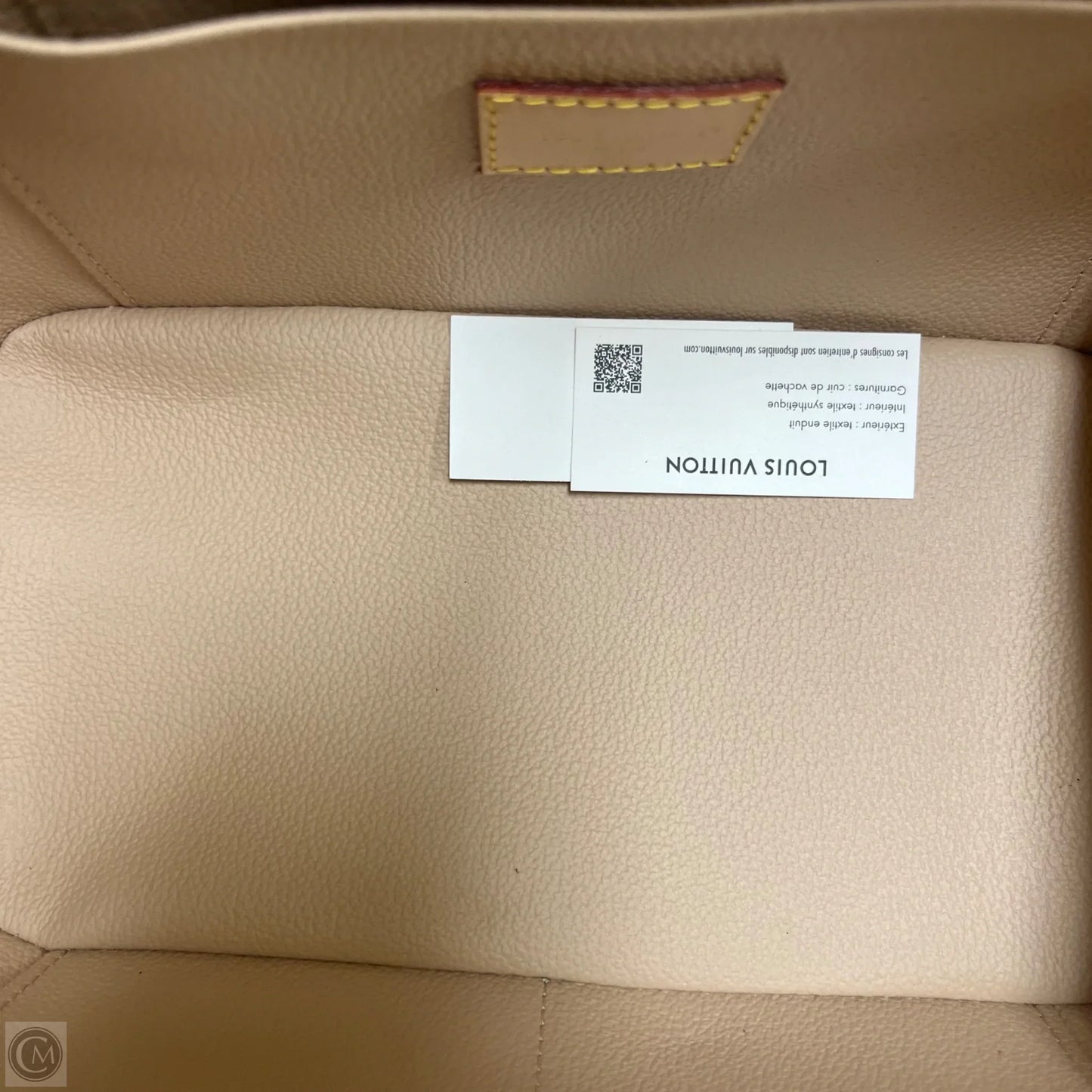 Makeup Bag Luxury Designer By Louis Vuitton, Size: Medium