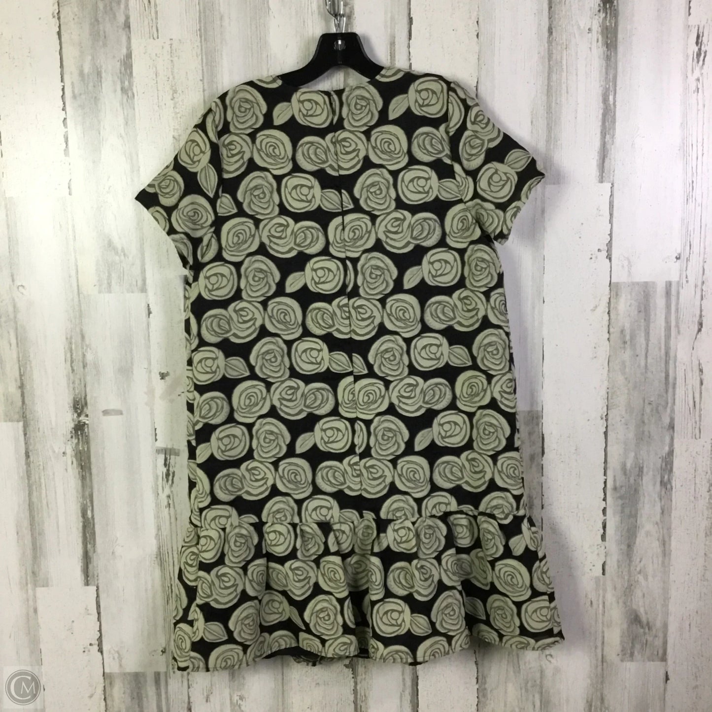 Dress Casual Short By Who What Wear In Black & Cream, Size: M