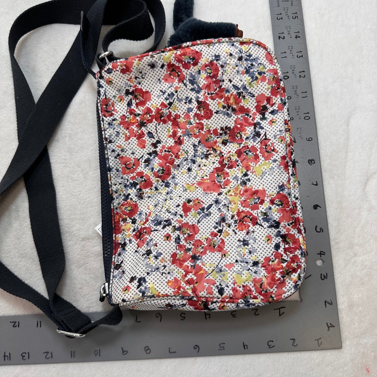 Crossbody By Kipling, Size: Small