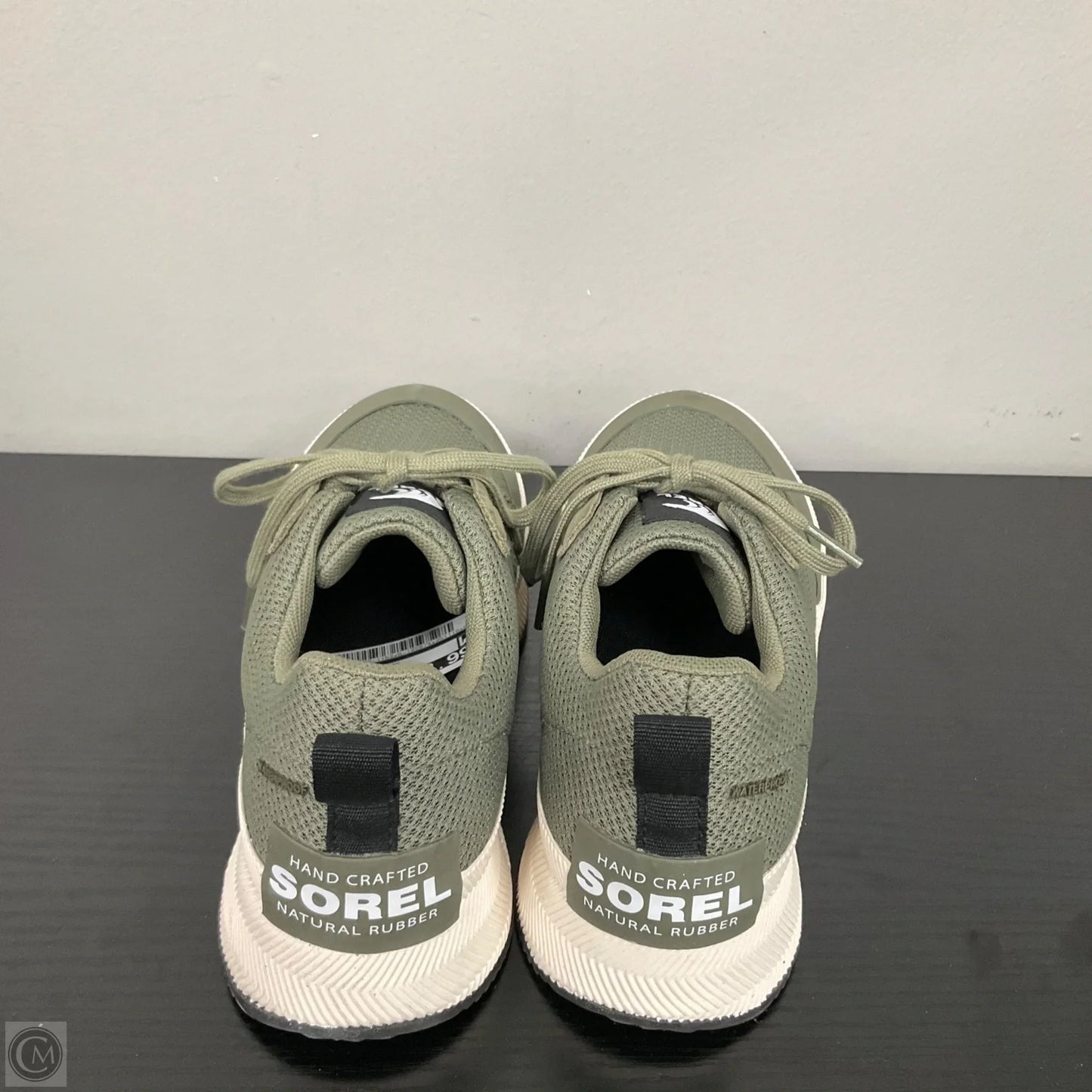 Shoes Sneakers By Sorel In Green, Size: 8