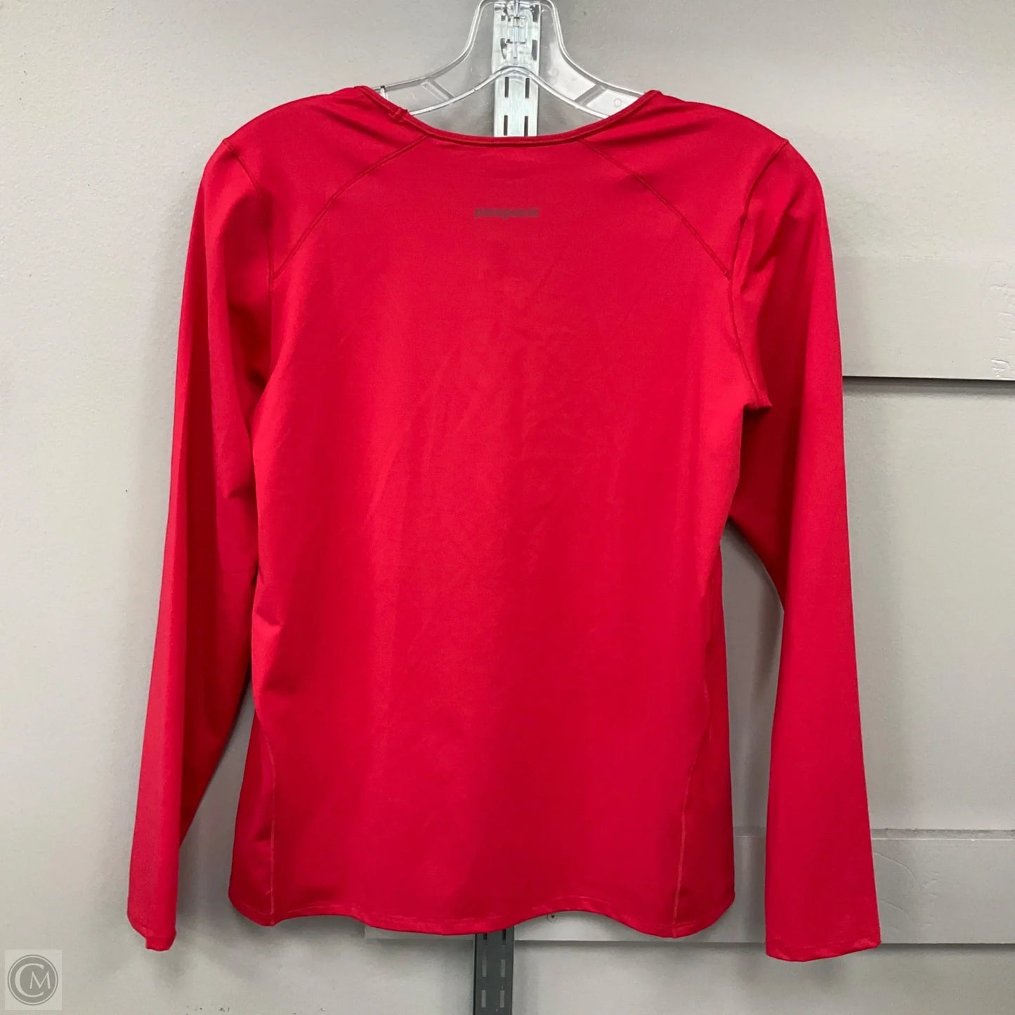 Athletic Top Long Sleeve Crewneck By Patagonia In Red, Size: M