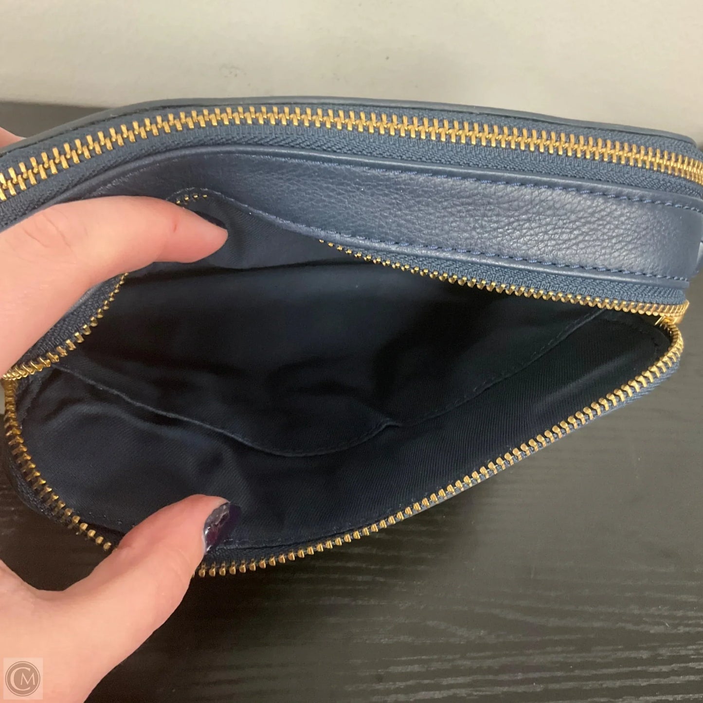 Crossbody By Fossil, Size: Medium