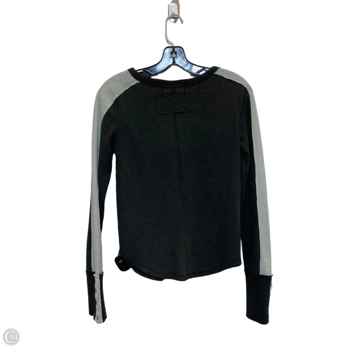 Top Long Sleeve By We The Free In Grey, Size: S