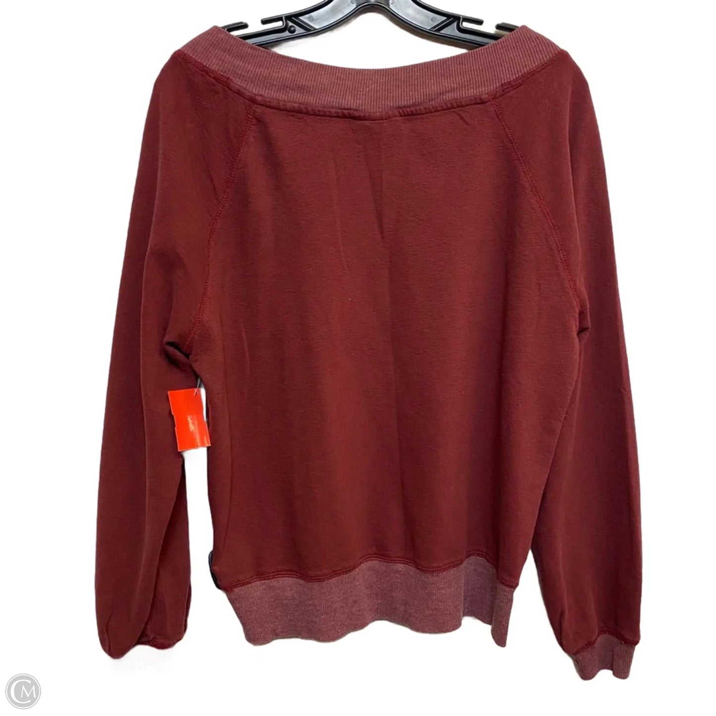 Top Long Sleeve By Universal Thread In Red, Size: M