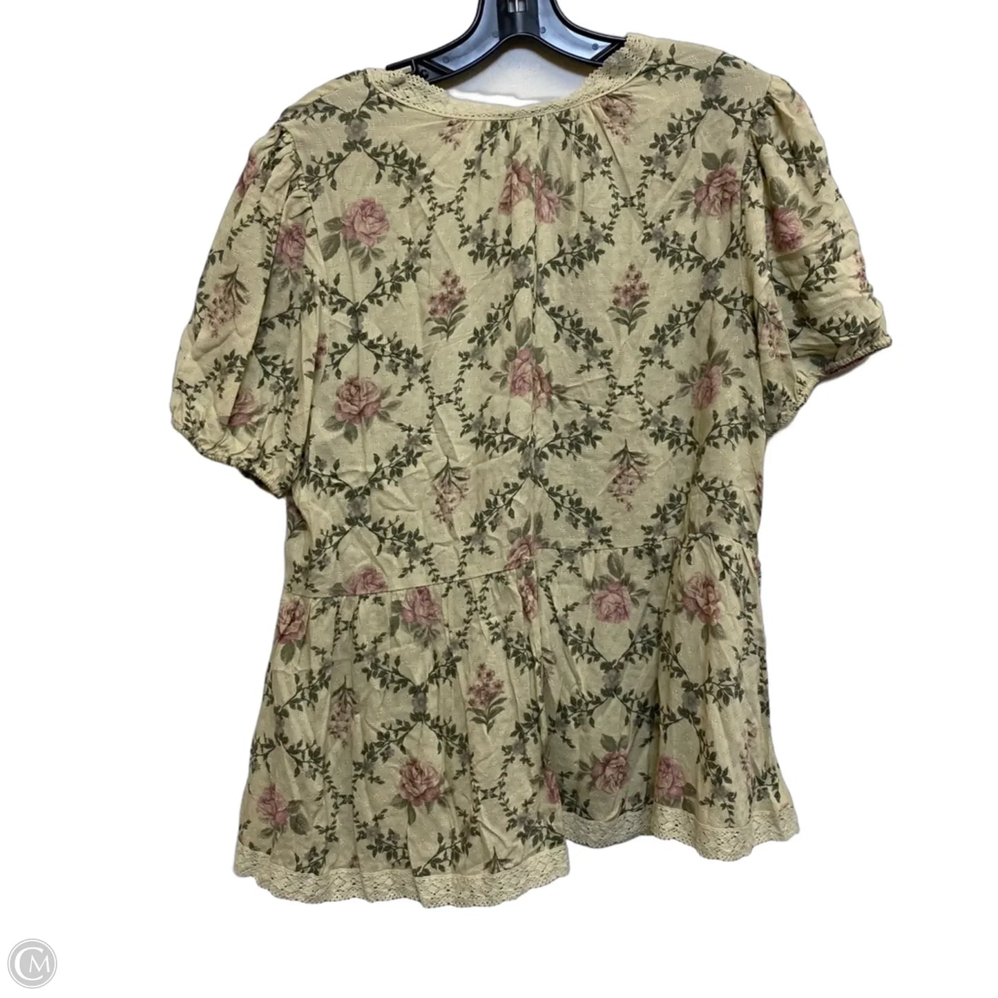 Top Short Sleeve By Torrid In Green, Size: L