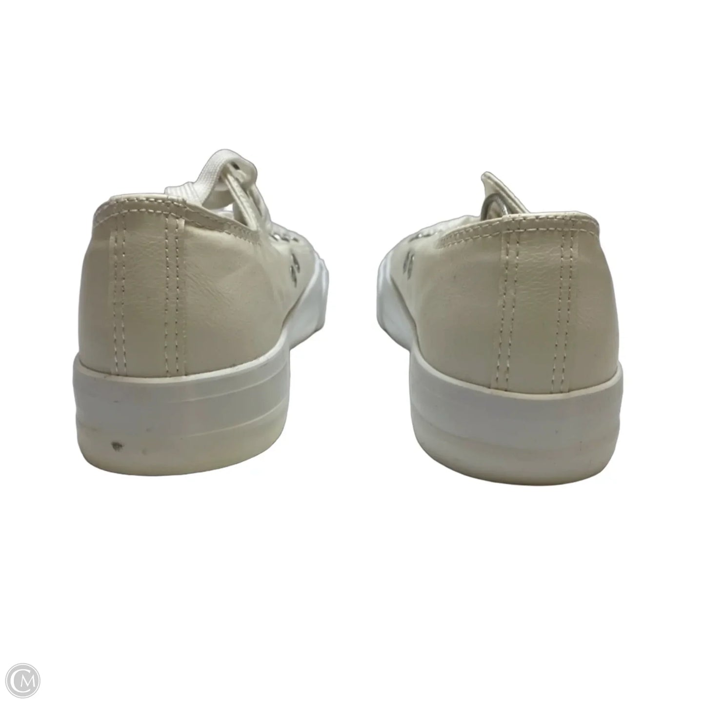 Shoes Sneakers By Cmf In White, Size: 6