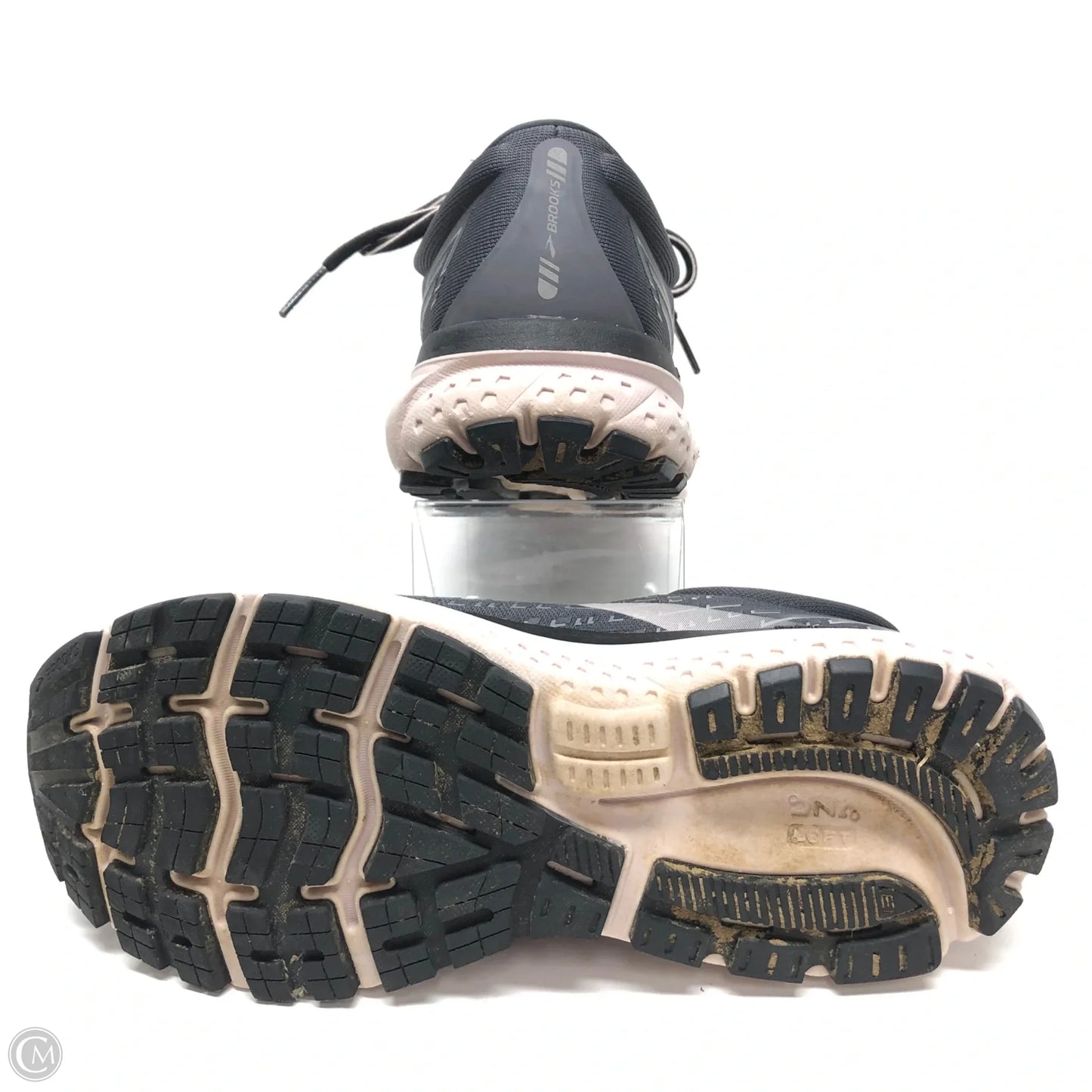 Shoes Athletic By Brooks In Grey, Size: 9