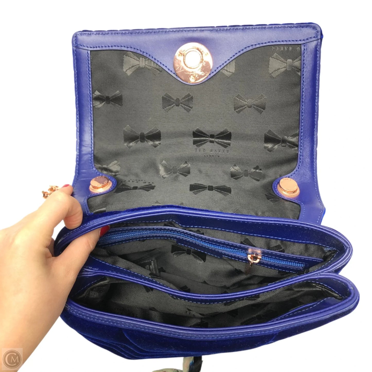 Crossbody By Ted Baker, Size: Medium